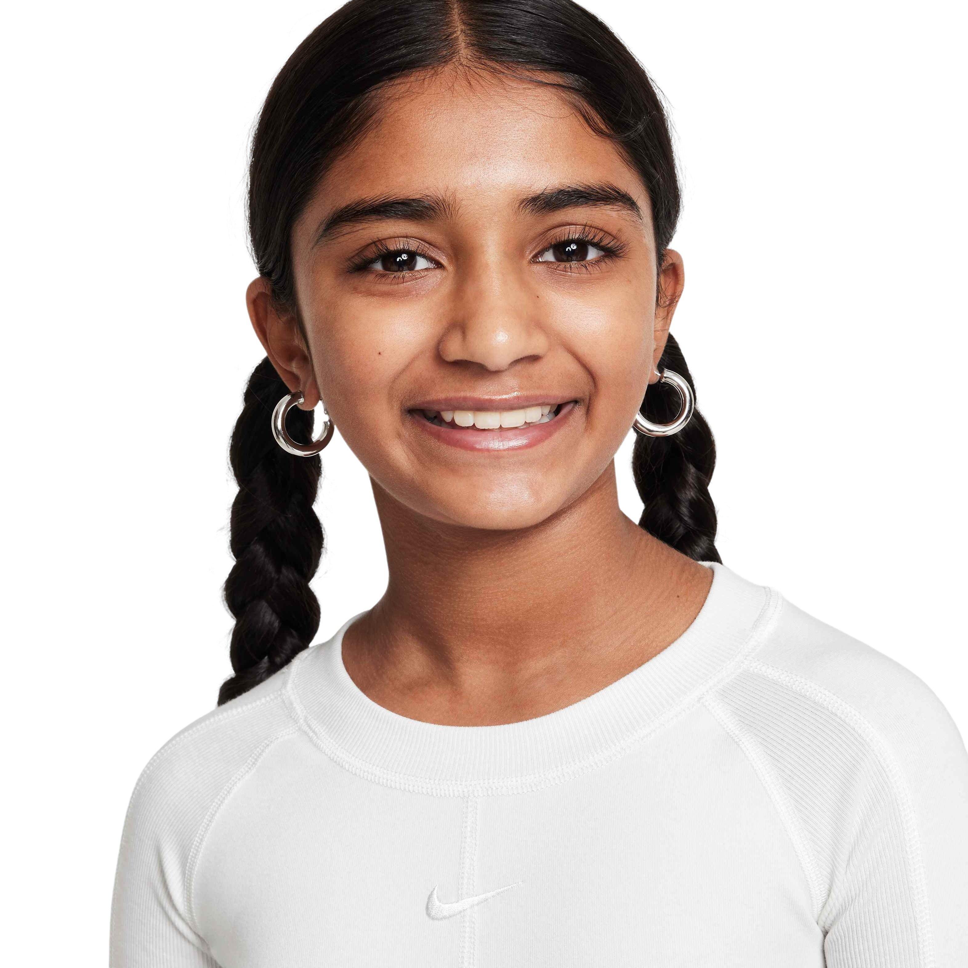 Nike Sportswear Cropped Long-Sleeve Big Girls' White Dance Top