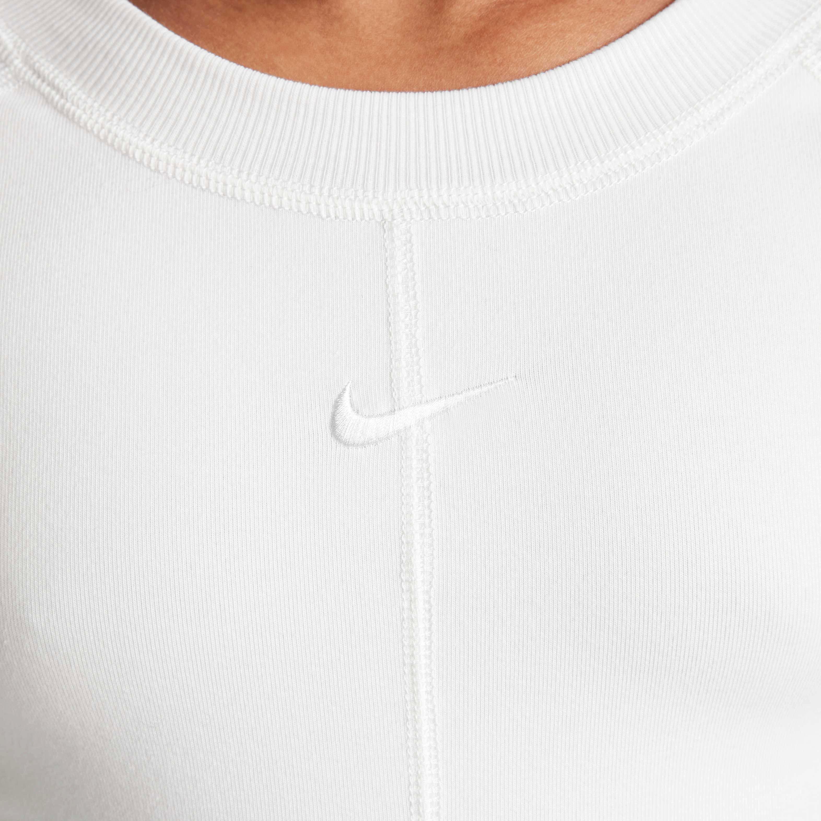 Nike Sportswear Cropped Long-Sleeve Big Girls' White Dance Top