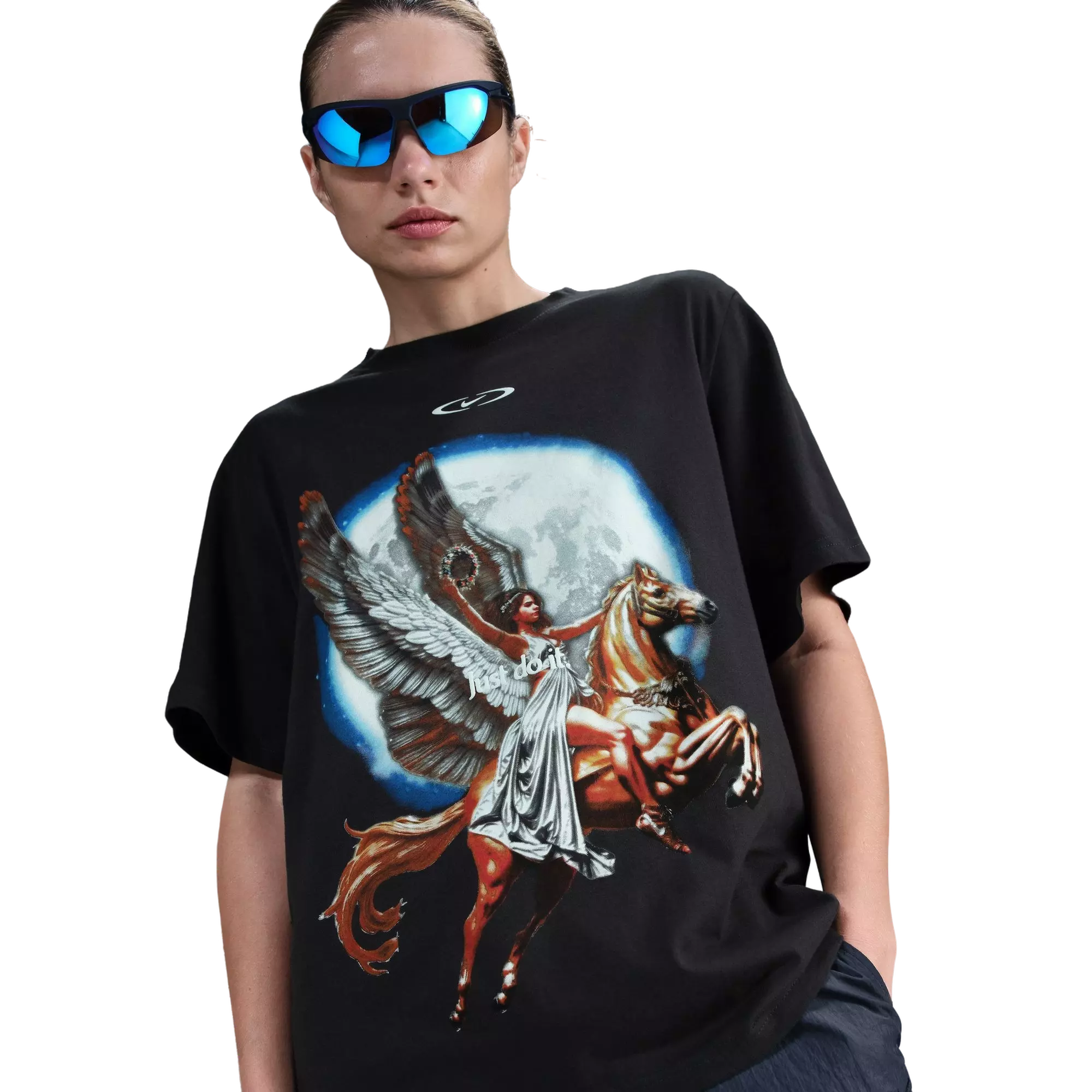 Nike Women's Sportswear Essential Tee - BLACK