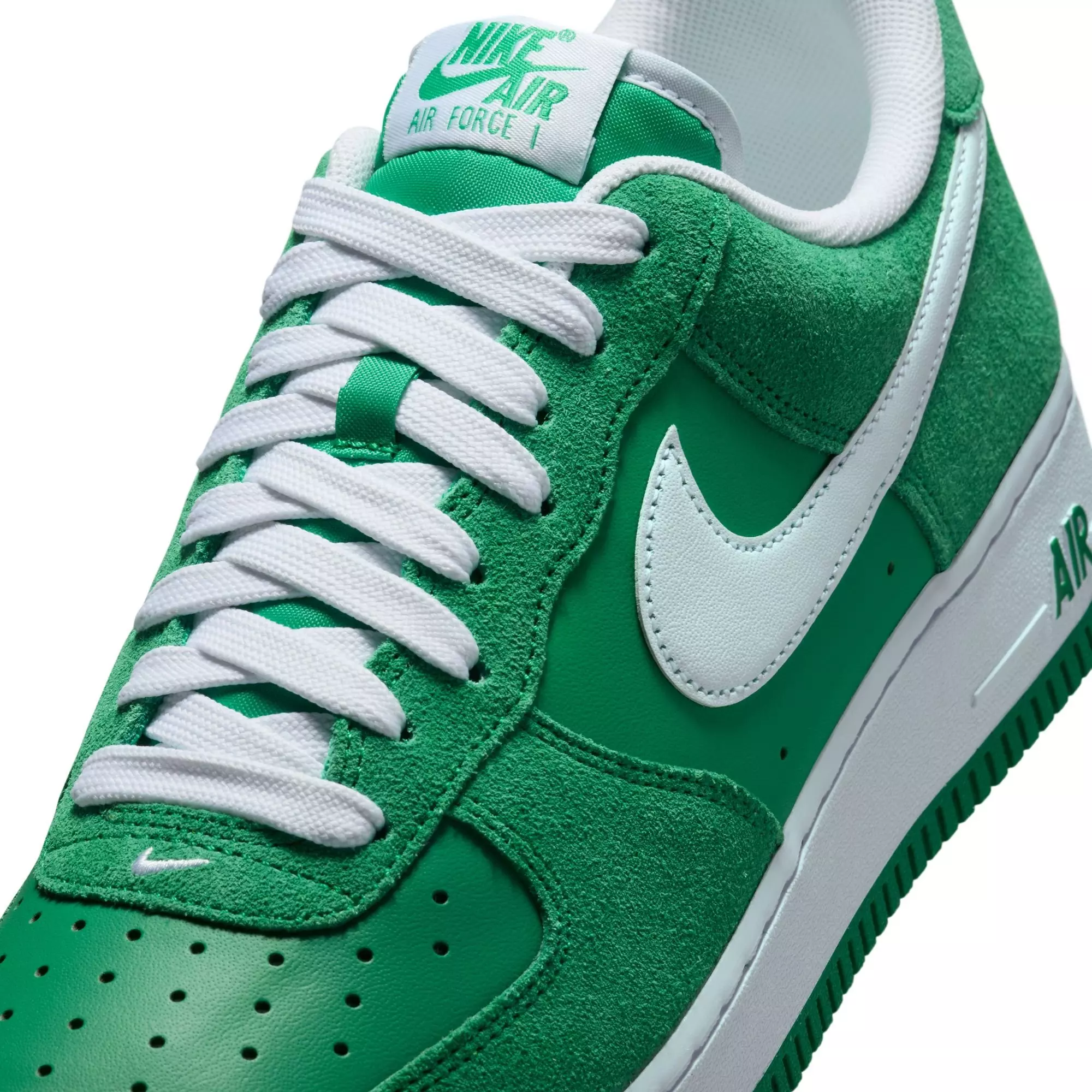 Nike Air Force 1 '07 LV8 "Stadium Green/White" Men's Shoe - GREEN/WHITE