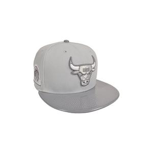 New Era Chicago Bulls 9FIFTY Cool Grey 1X Snapback Hat-Grey