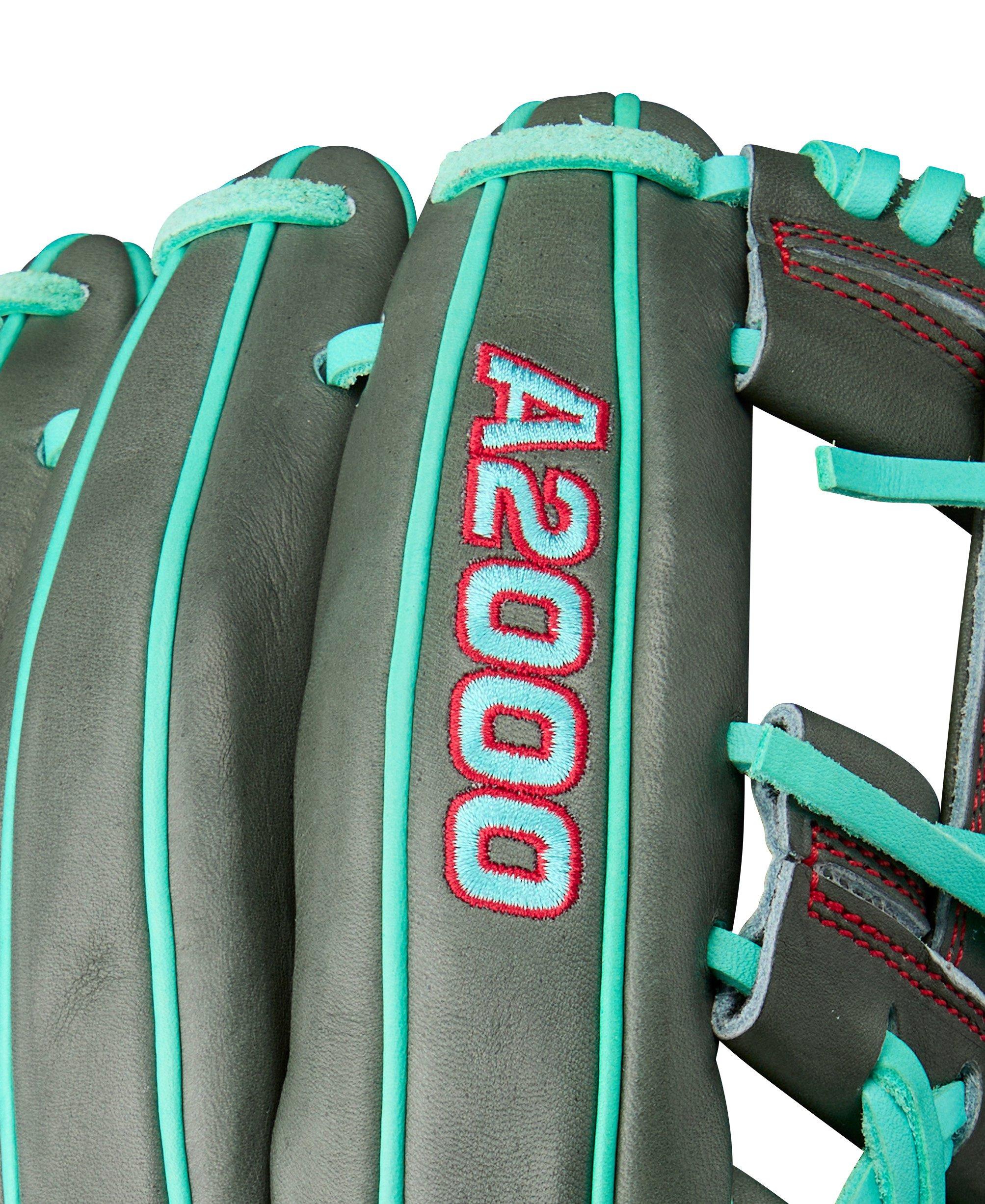 Wilson A2000 1975 11.75” 2025 Infield Baseball Glove