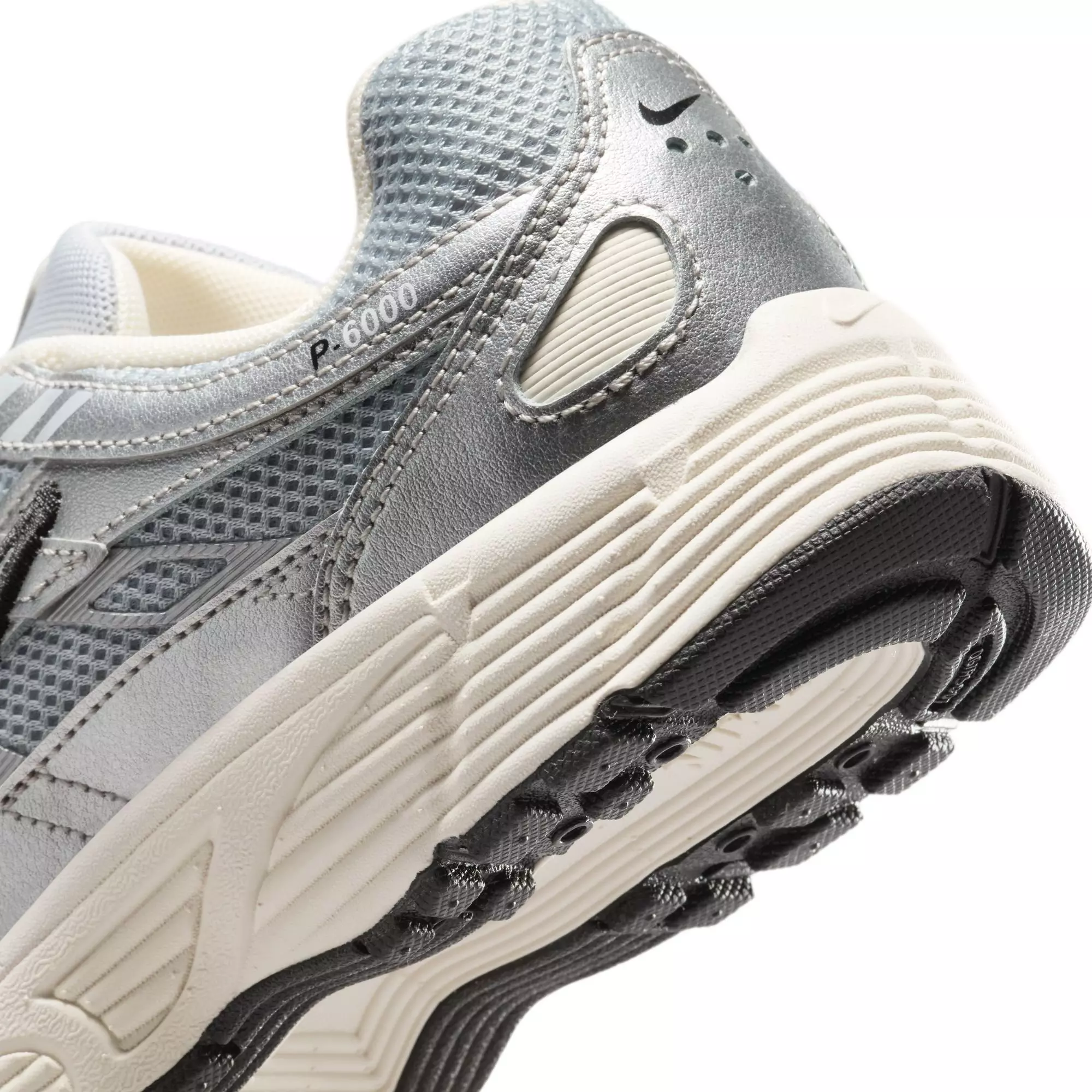 Nike P-6000 "Metallic Silver/Black" Grade School Boys' Shoe - WHITE/SILVER