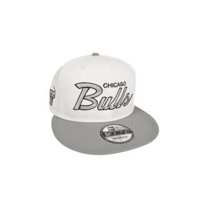 New Era Chicago Bulls 9FIFTY Script Snapback Hat-White/Grey