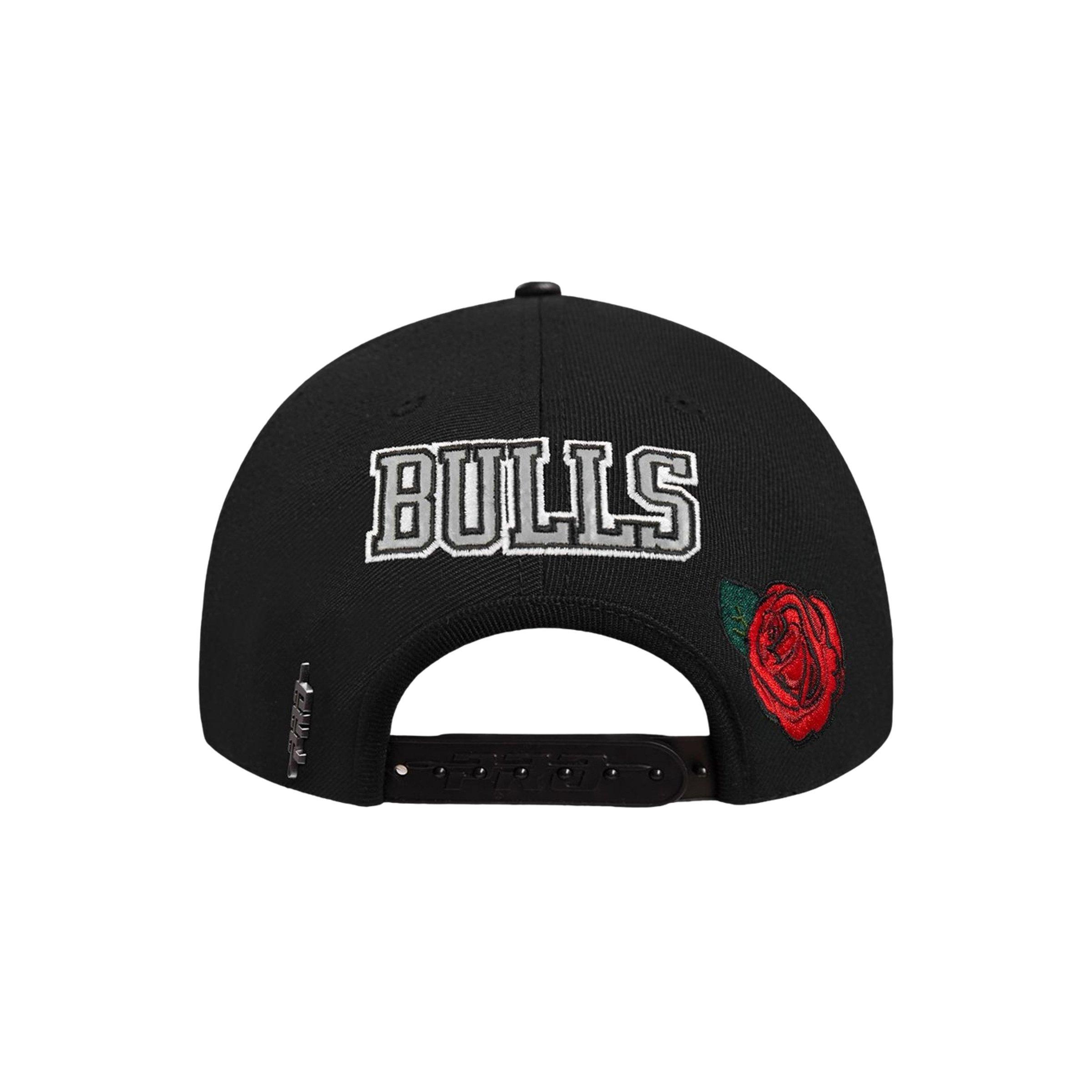 Pro Standard Chicago Bulls Metallic Roses Snapback Hat-Black