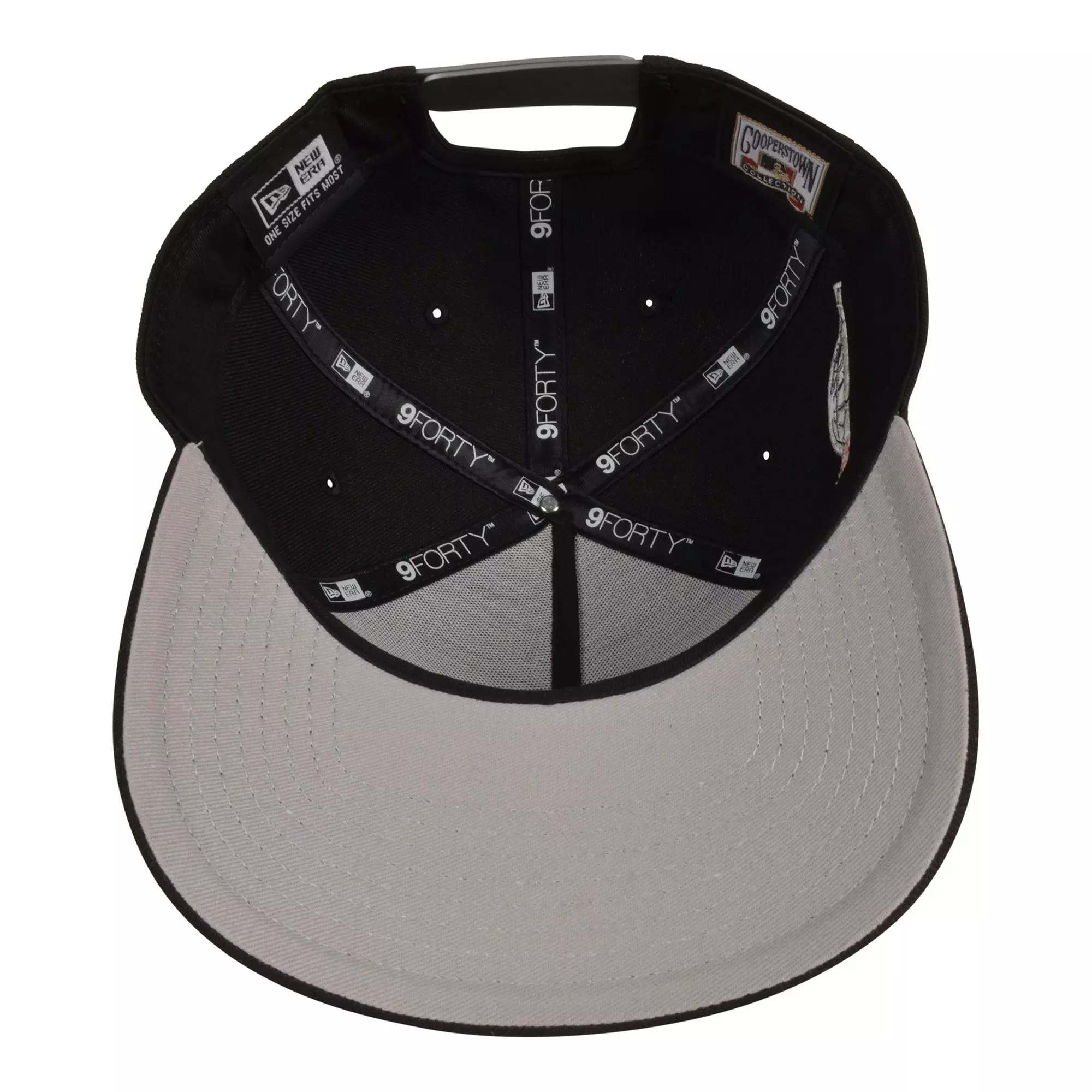 New Era Chicago White Sox 9FORTY Met Silver Snapback Hat-Black/Red
