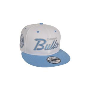 New Era Chicago Bulls 9FIFTY Script Snapback Hat-White/Blue