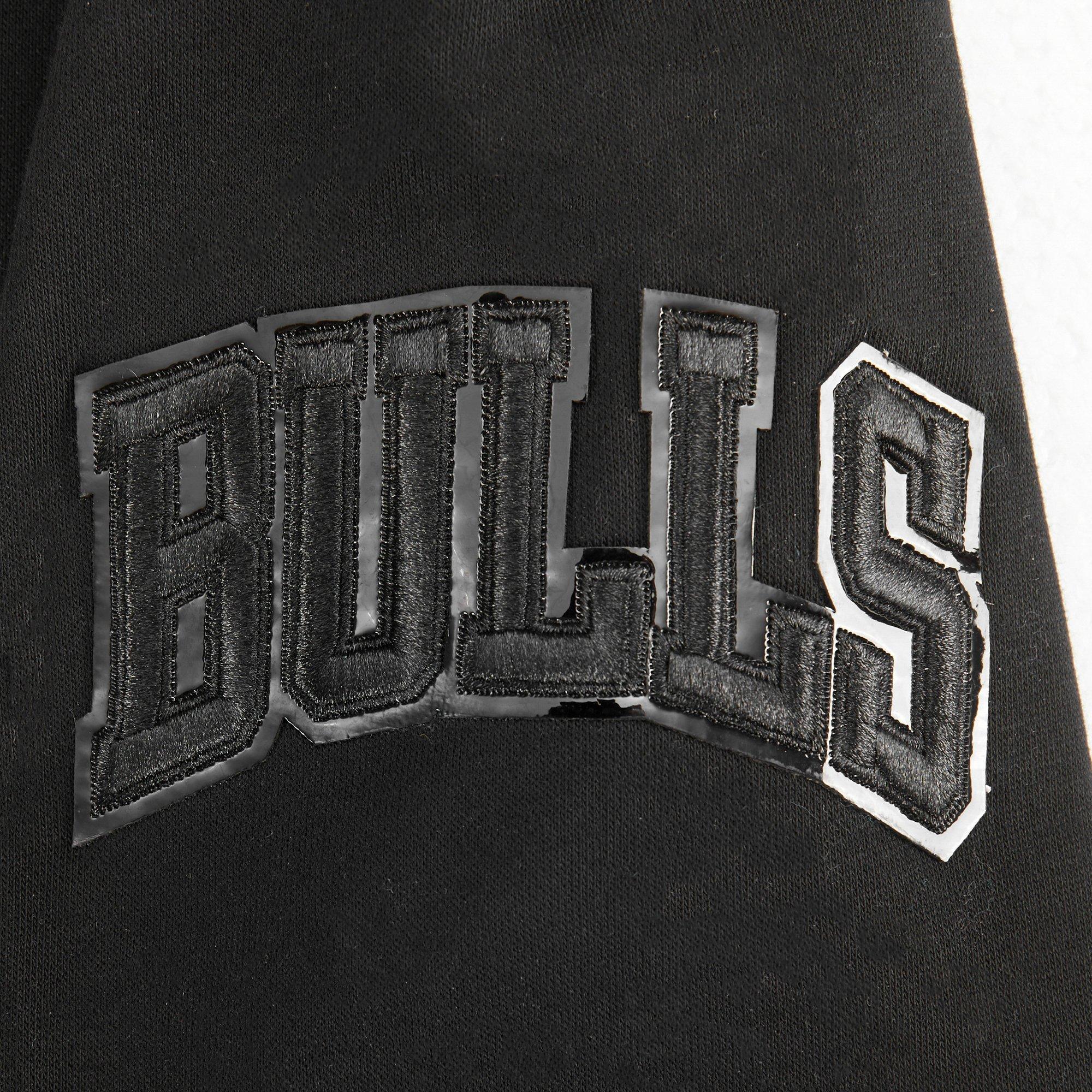 Pro Standard Chicago Bulls Triple Black Fleece Pullover Big Kids' Black Hoodie