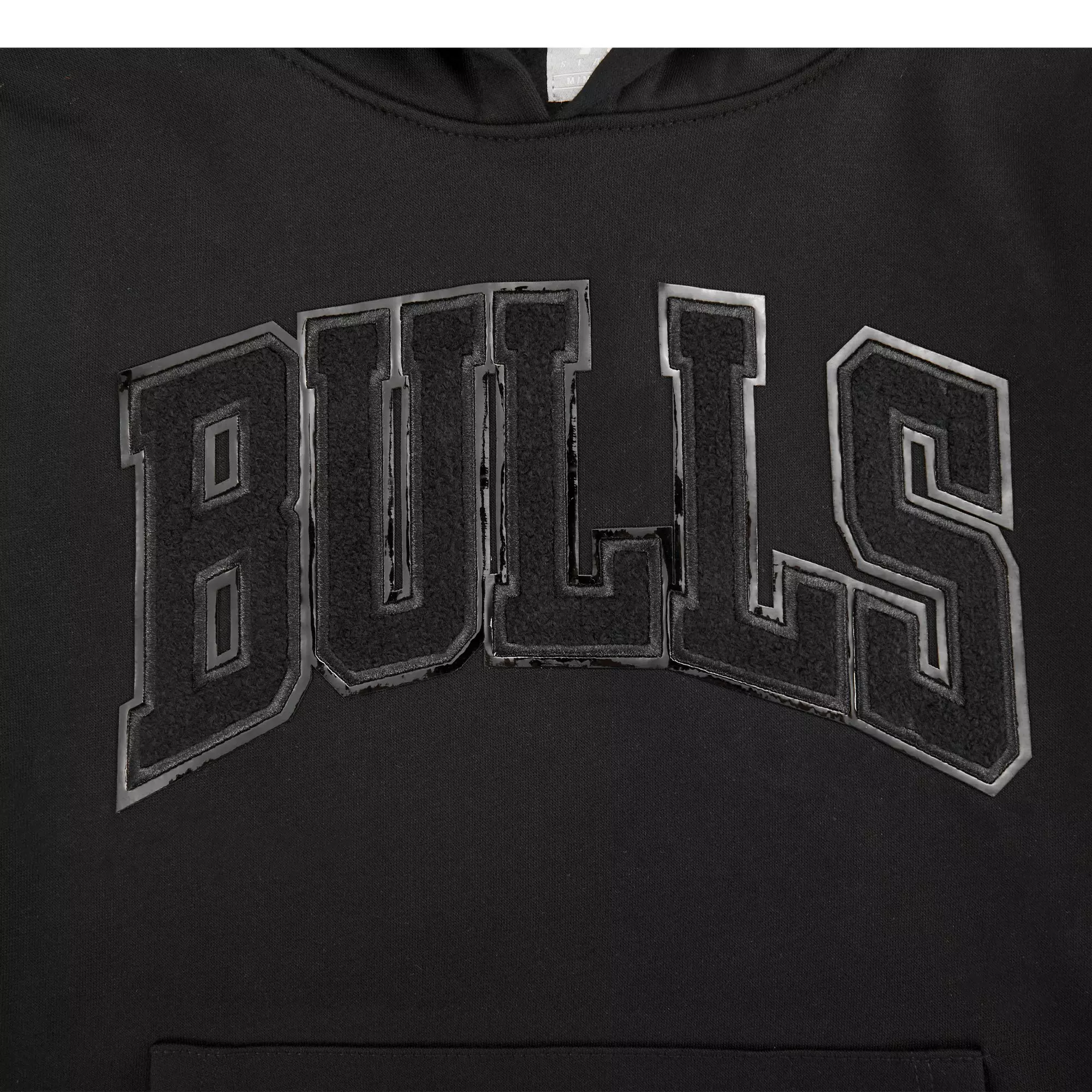 Pro Standard Big Kids' Chicago Bulls Triple Black Fleece Pullover Hoodie-Black - BLACK