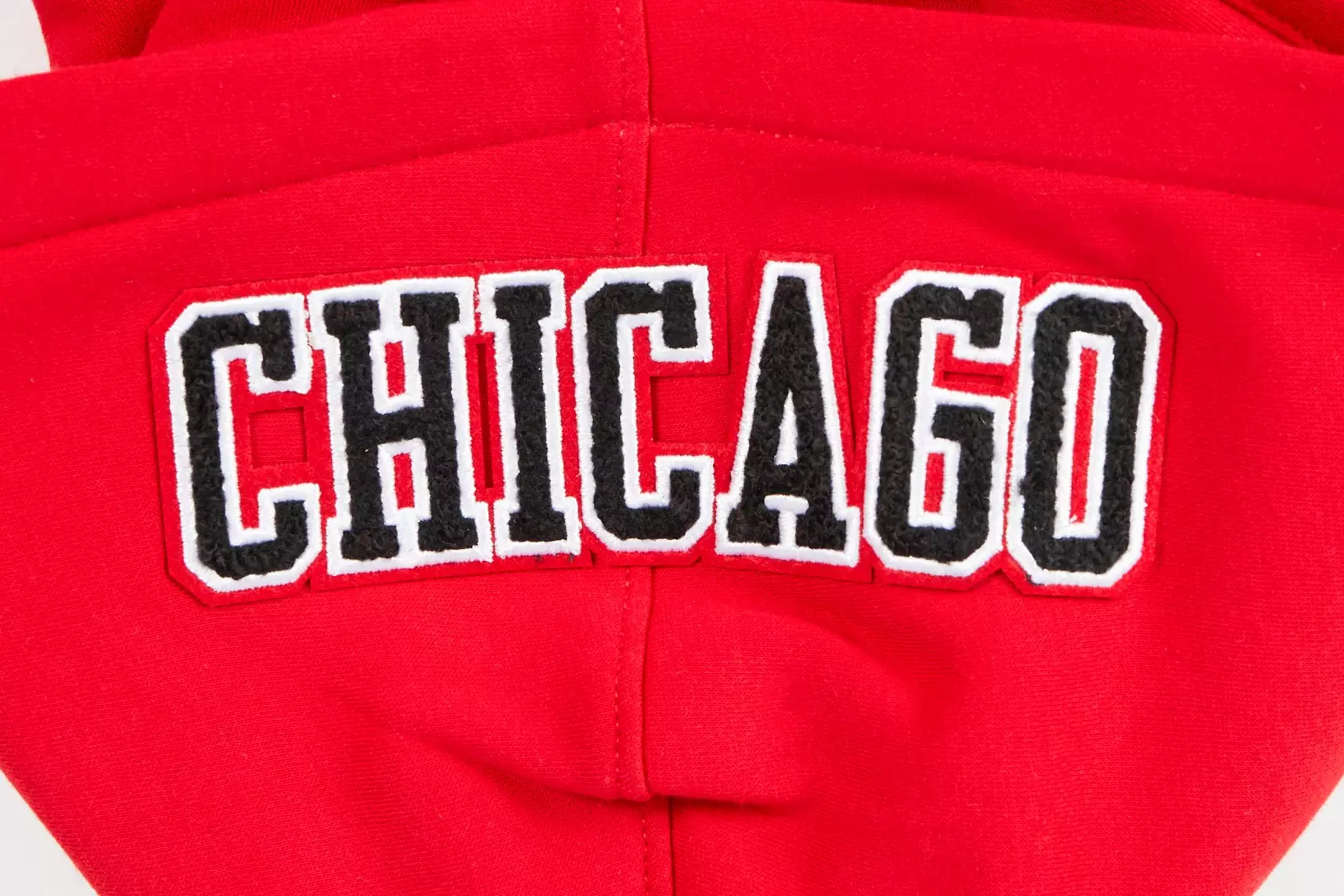 Pro Standard Big Boys' Chicago Bulls Classic Fleece Full-Zip Hoodie-Black/Red - BLACK/RED