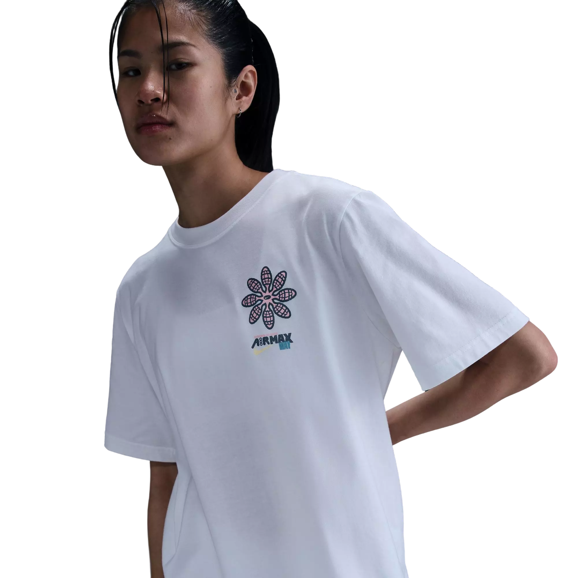 Nike Women's Sportswear Essential Boyfriend Tee - WHITE