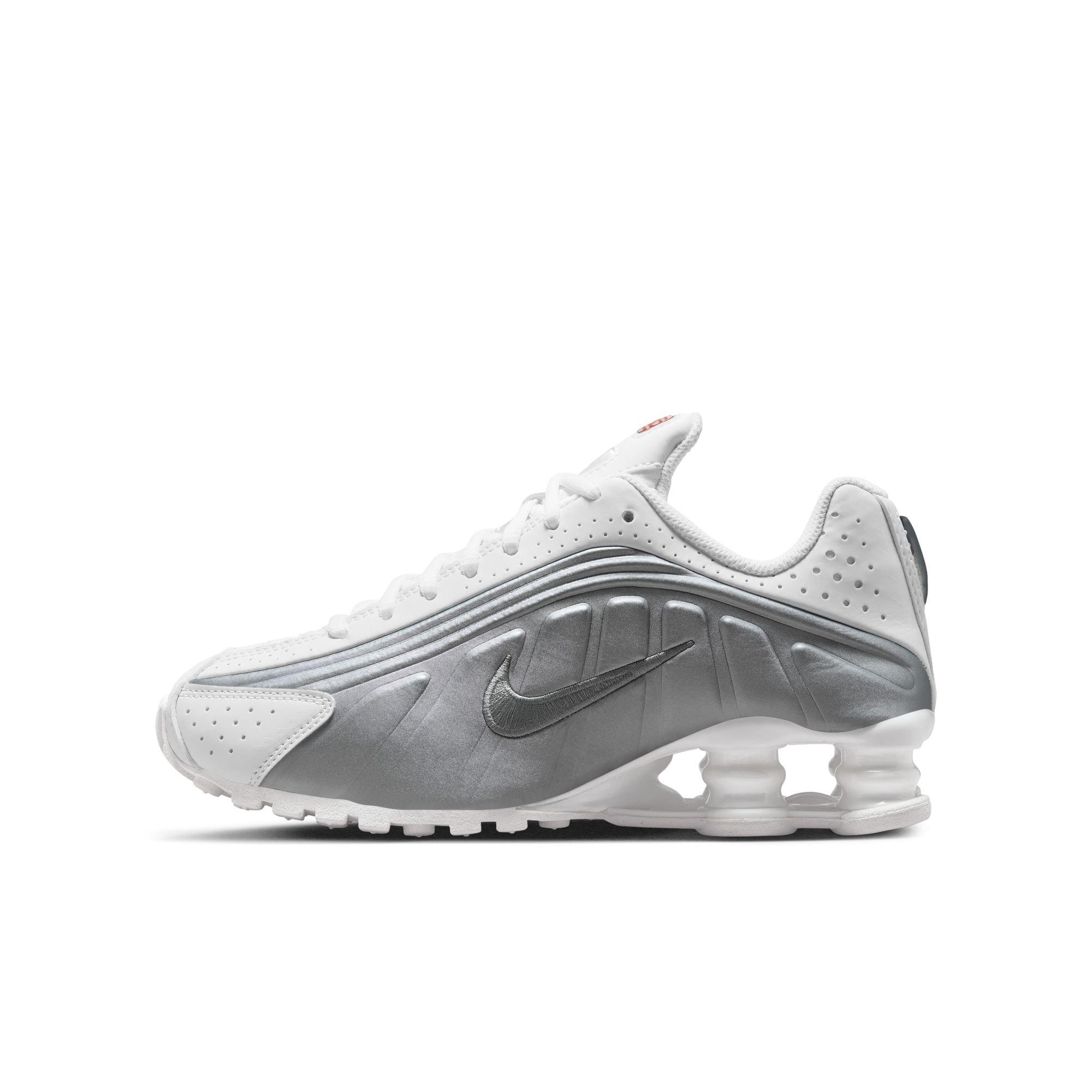 Nike Shox R4 Grade School Boys' "White/Metallic Silver" Shoe​