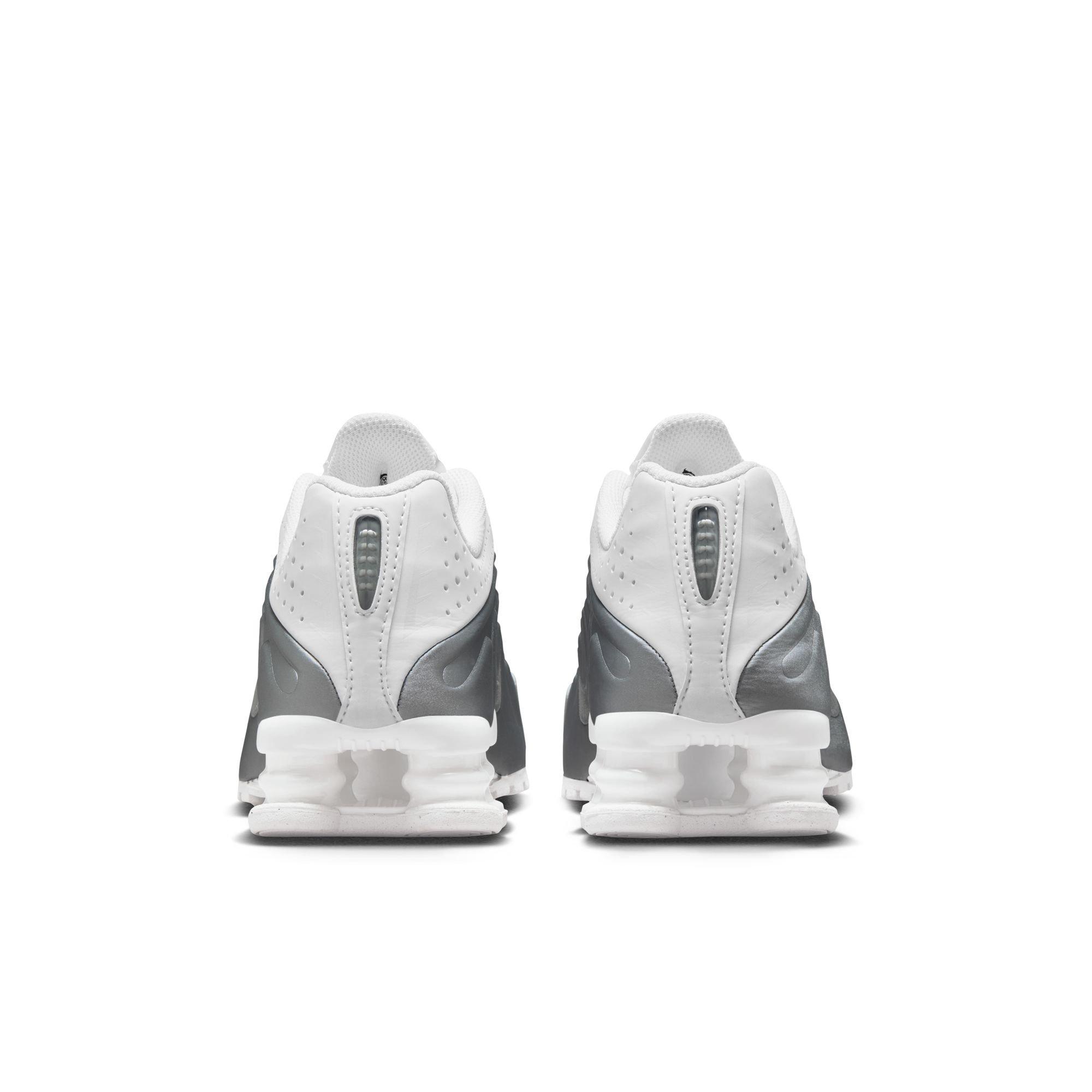 Nike Shox R4 Grade School Boys' "White/Metallic Silver" Shoe​