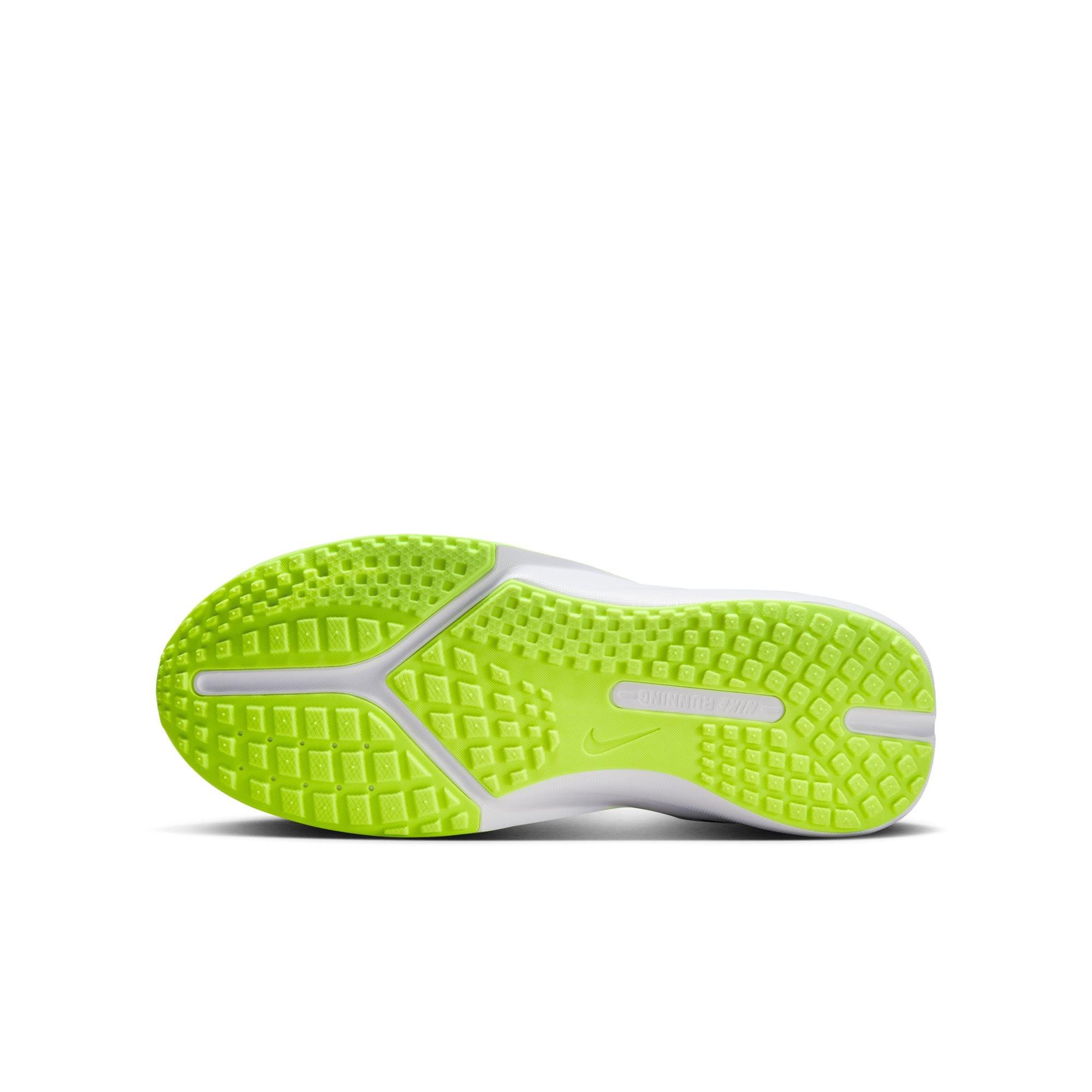 Nike Sonic Fly Grade School Boys' "Black/Wolf Grey/White/Volt" Running Shoe