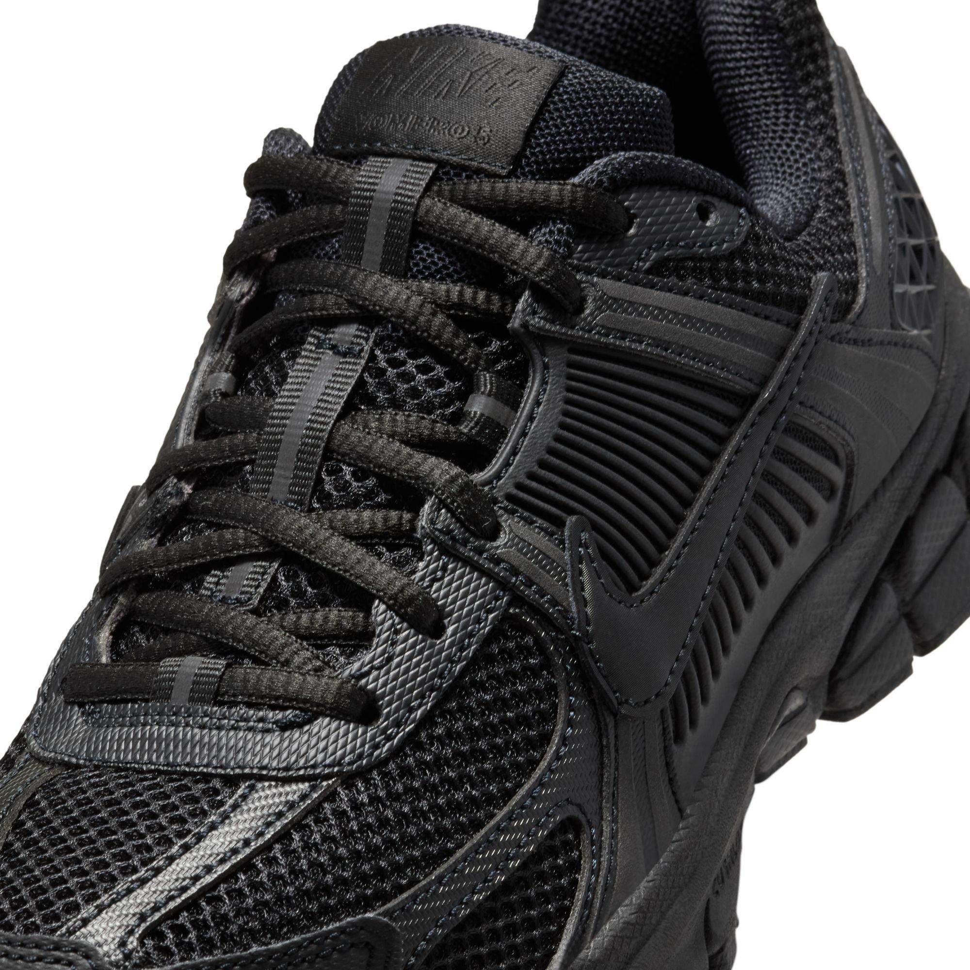 Nike Vomero 5 Grade School Boys' "Black" Shoe
