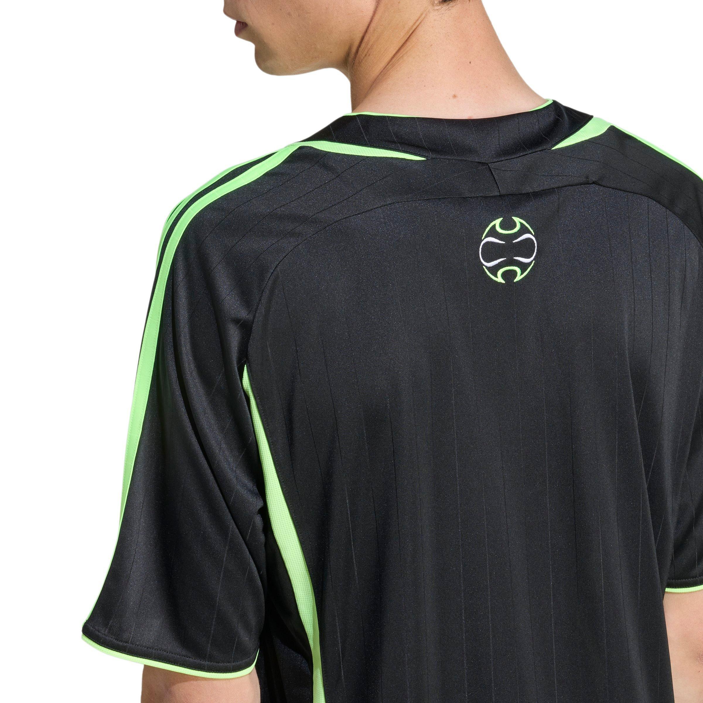 adidas Men's Teamgeist Adicolor Tee - BLACK/GREEN Thumbnail View 4