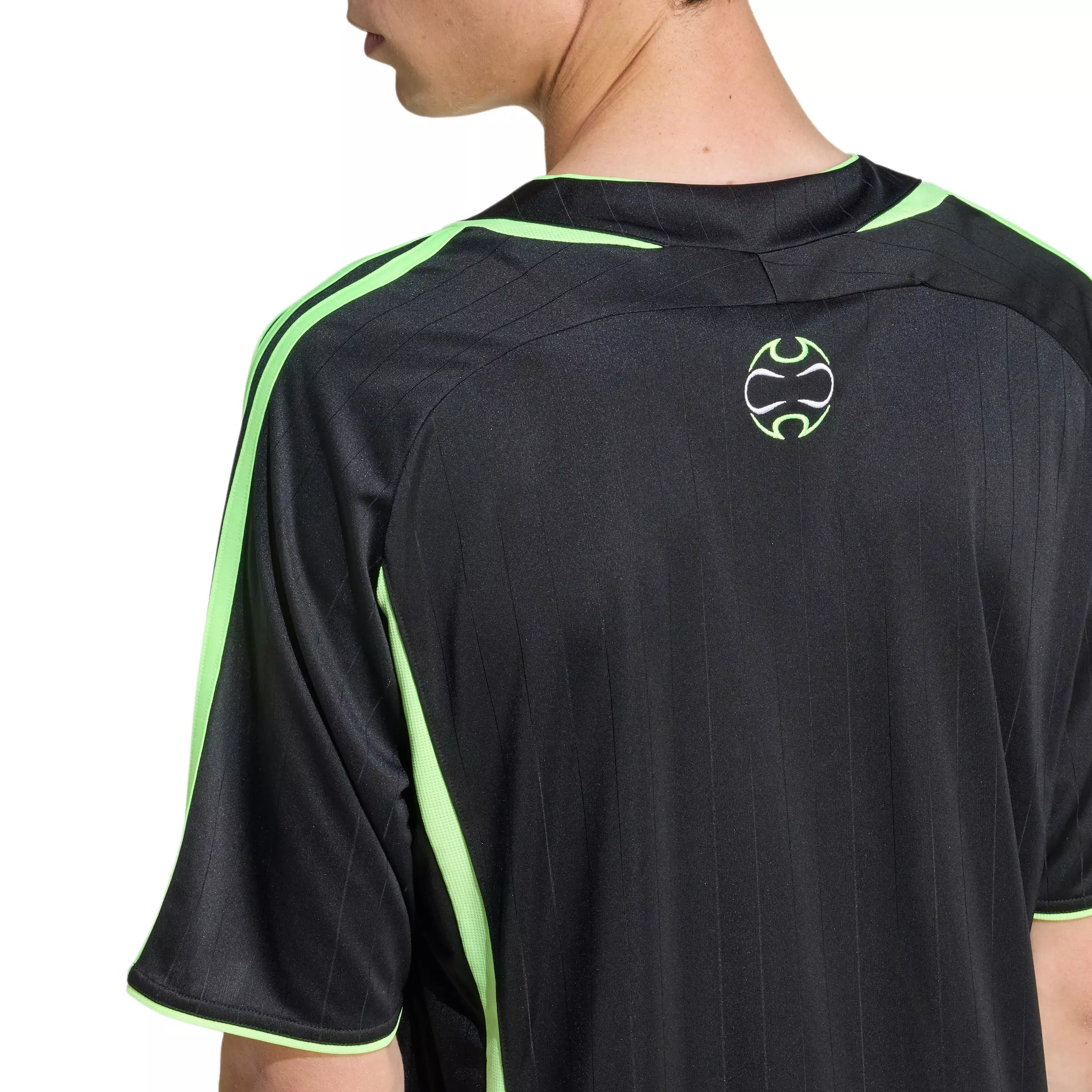 adidas Men's Teamgeist Adicolor Tee - BLACK/GREEN