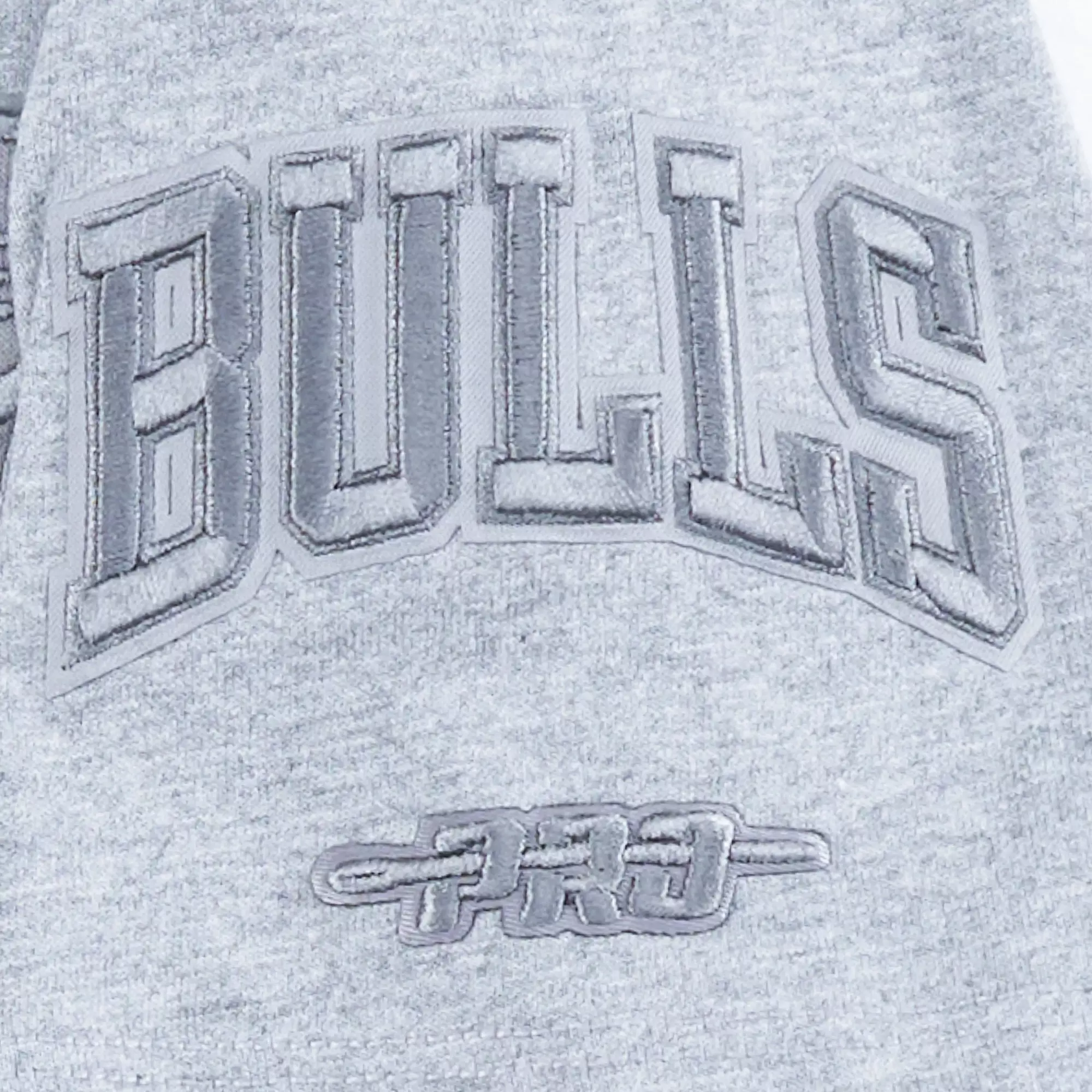 Pro Standard Big Kid's Chicago Bulls Short Sleeve Tee-Grey - GREY