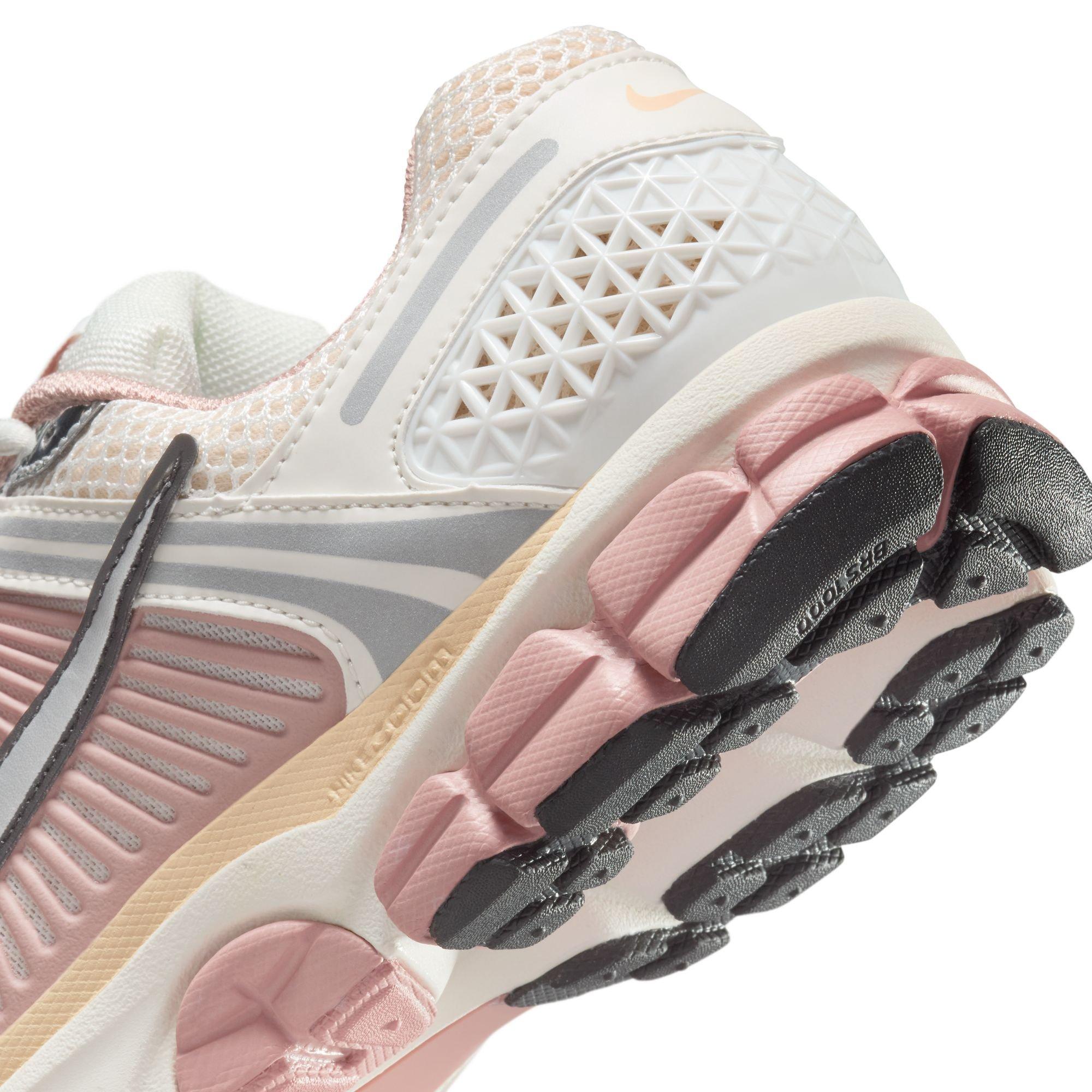 Nike Zoom Vomero 5 "Sail/Pearl White/Particle Pink" Women's Shoe - WHITE/BLACK/PINK Thumbnail View 11
