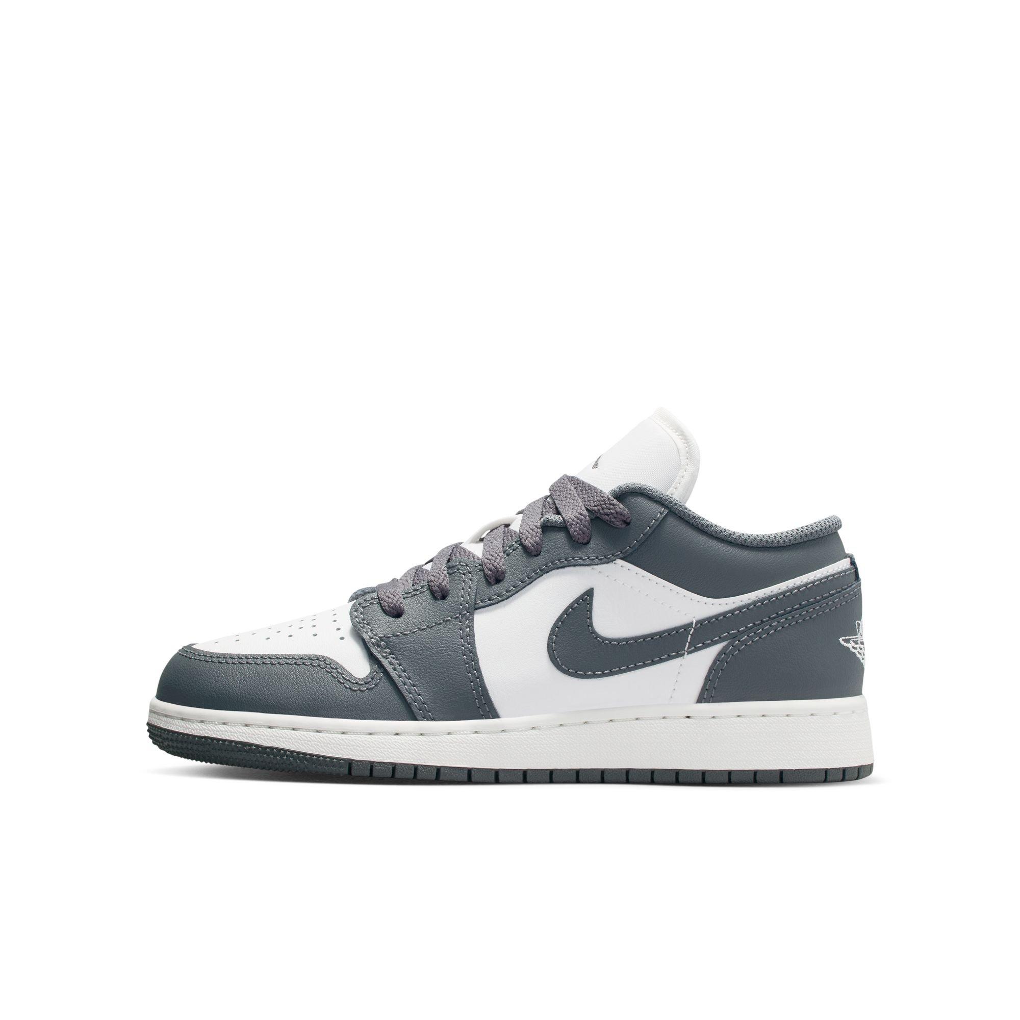 Jordan 1 Low Grade School Boys' "Grey/White" Shoe