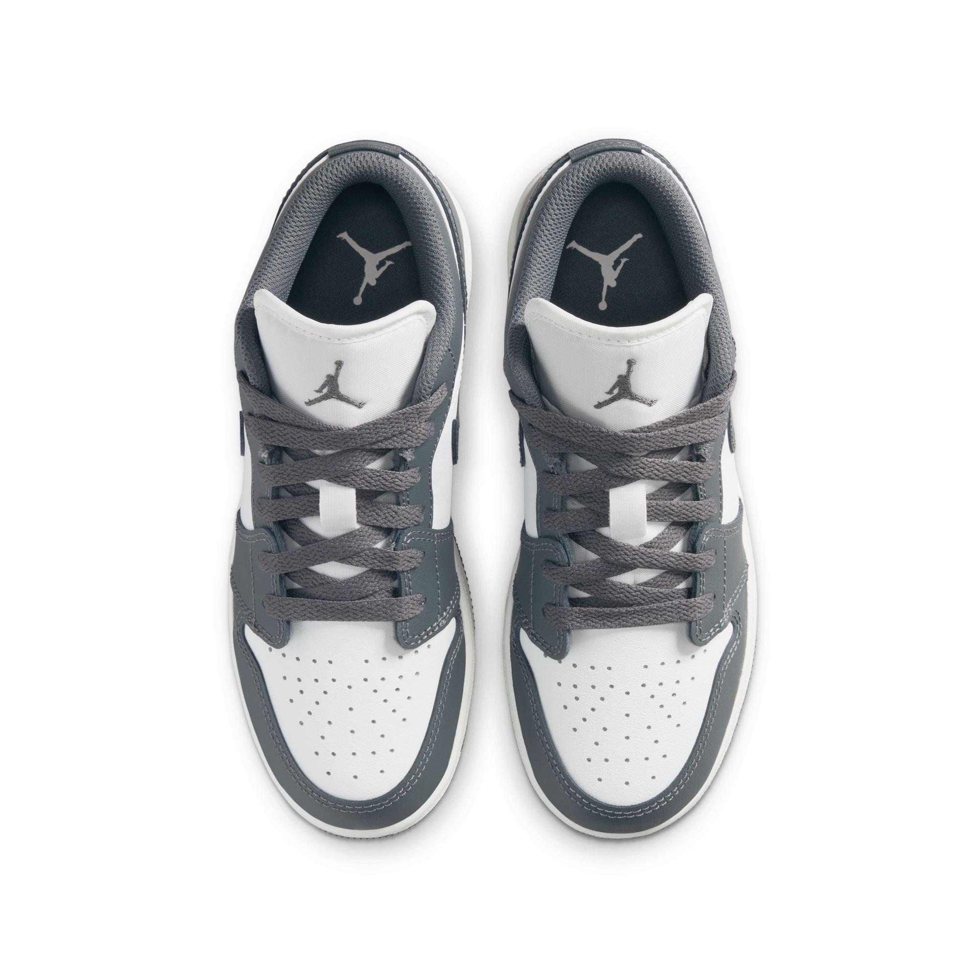 Jordan 1 Low Grade School Boys' "Grey/White" Shoe