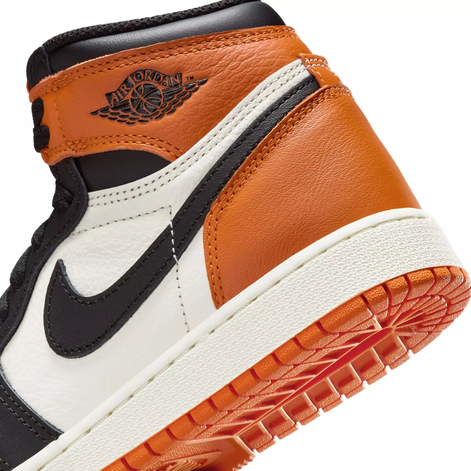 Jordan 1 Retro High OG "Shattered Backboard" Grade School Kids' Shoe - BLACK/SAIL/STARFISH