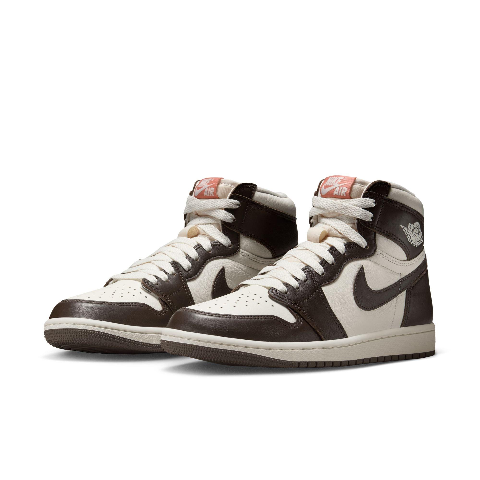 Jordan 1 High OG "Baroque Brown" Women's Shoe - BAROQUE BROWN/SAIL/MADDER ROOT Thumbnail View 3