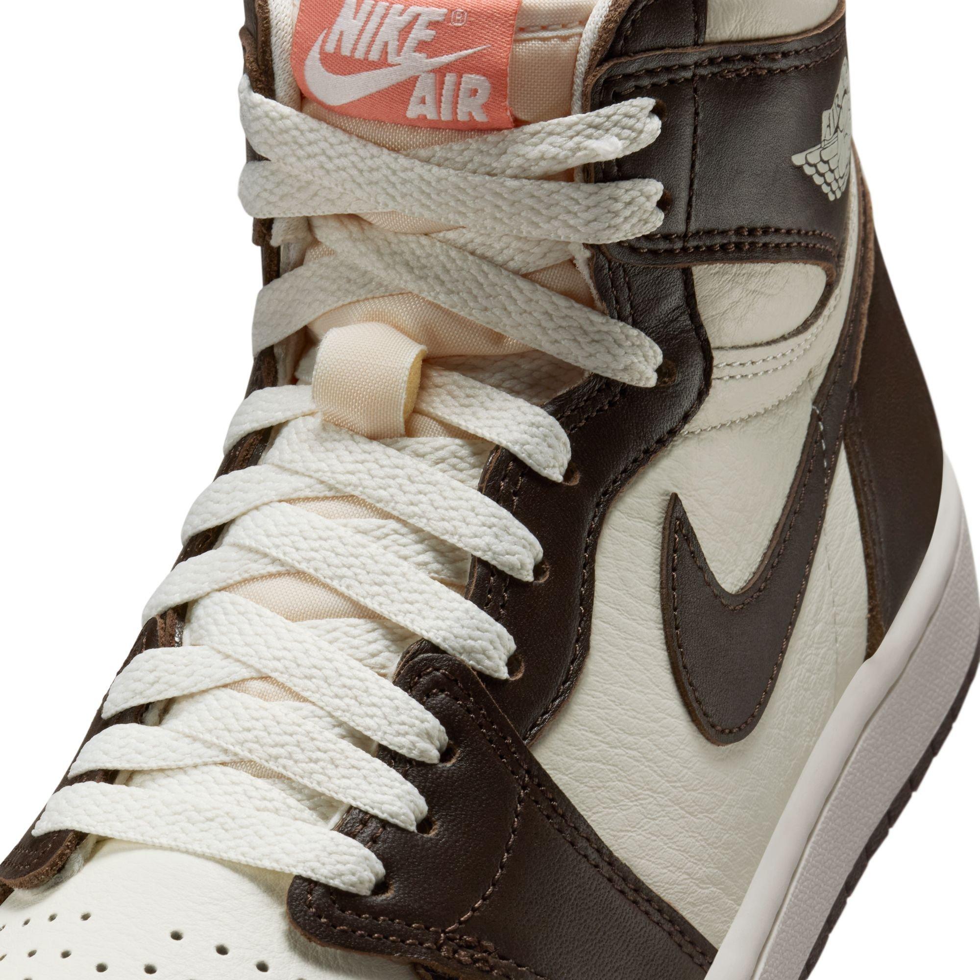 Jordan 1 High OG "Baroque Brown" Women's Shoe - BAROQUE BROWN/SAIL/MADDER ROOT Thumbnail View 4