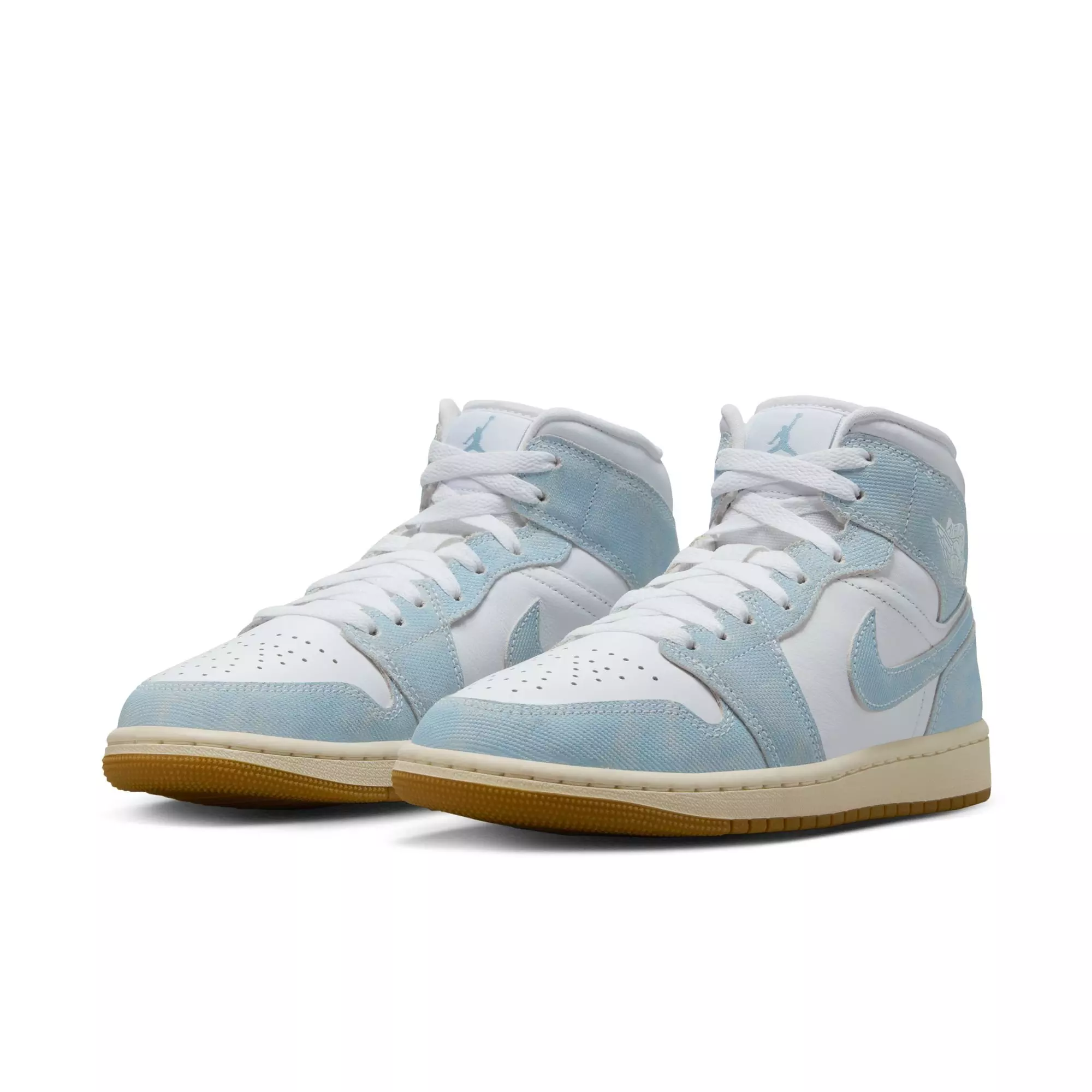 Jordan 1 Mid SE "White/Worn Blue/Sail/Gum Light Brown" Women's Shoe - WHITE/LT BLUE/DENIM