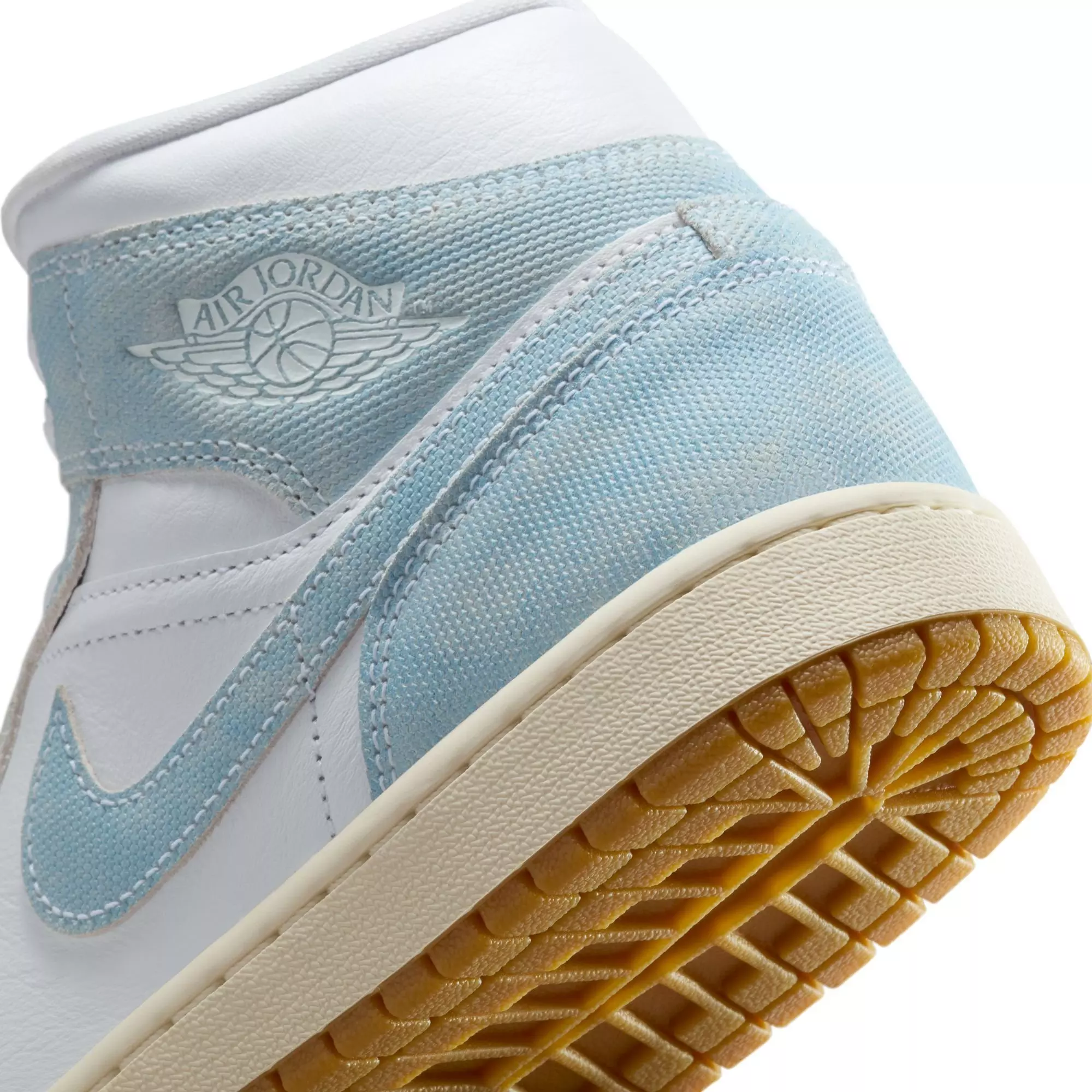 Jordan 1 Mid SE "White/Worn Blue/Sail/Gum Light Brown" Women's Shoe - WHITE/LT BLUE/DENIM