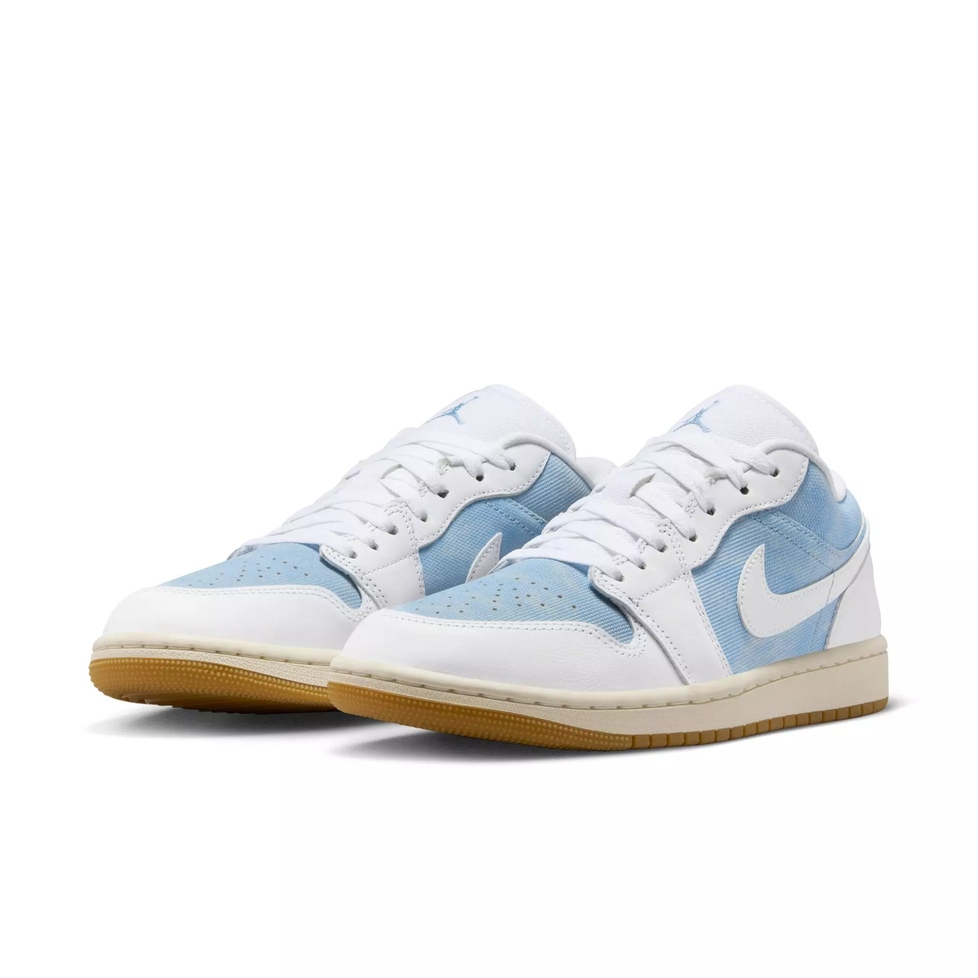 Jordan 1 Low SE "Worn Blue/White/Gum Light Brown/Sail" Women's Shoe - WHITE/LT BLUE/DENIM