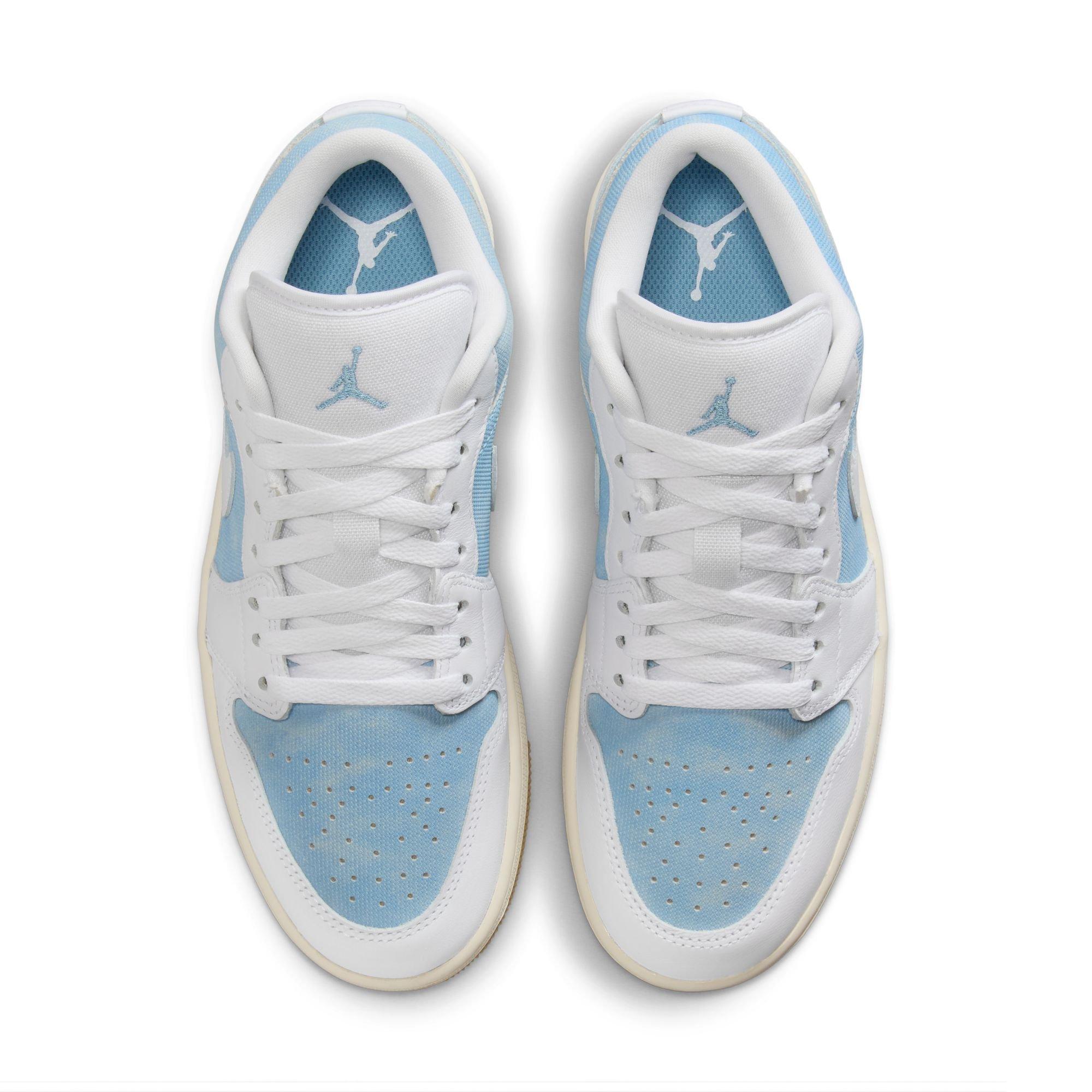 Jordan 1 Low SE "Worn Blue/White/Gum Light Brown/Sail" Women's Shoe - WHITE/LT BLUE/DENIM Thumbnail View 6