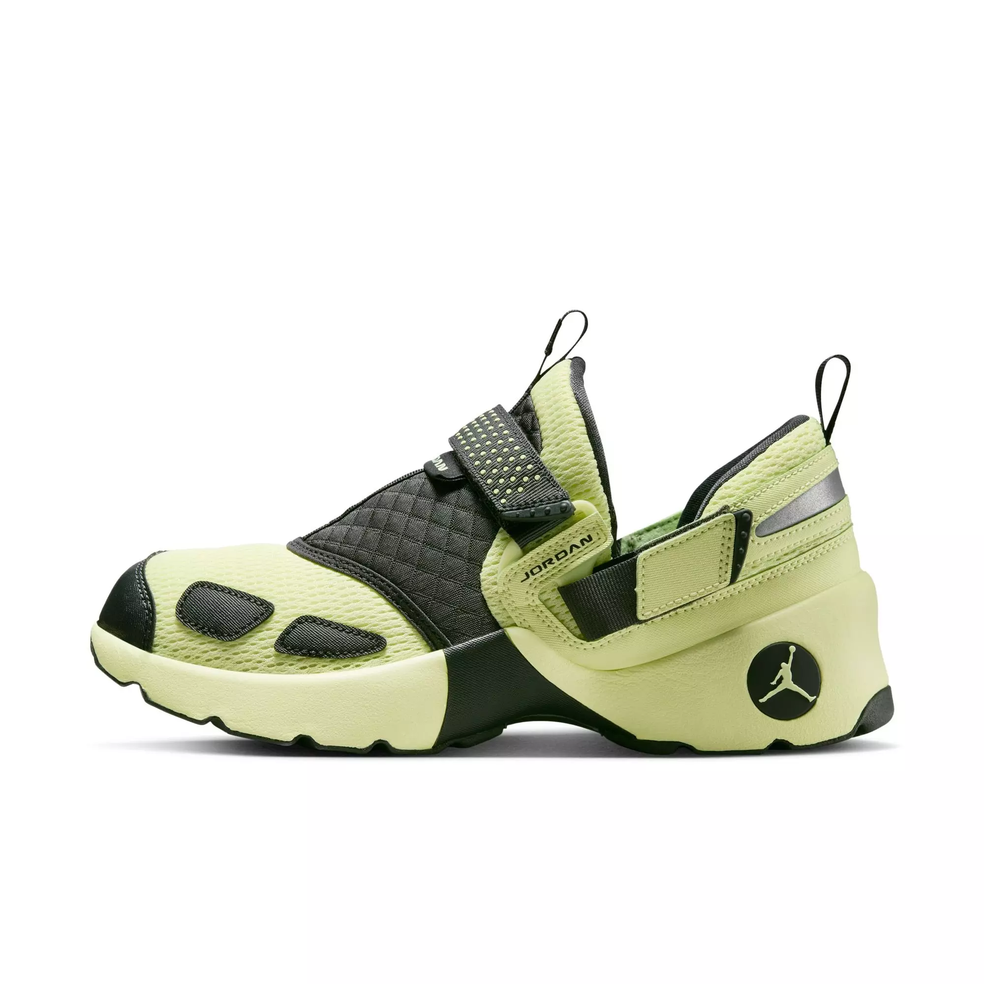 Jordan Trunner LX "Luminous Green" Women's Shoe - LUMINOUS GREEN/ANTHRACITE