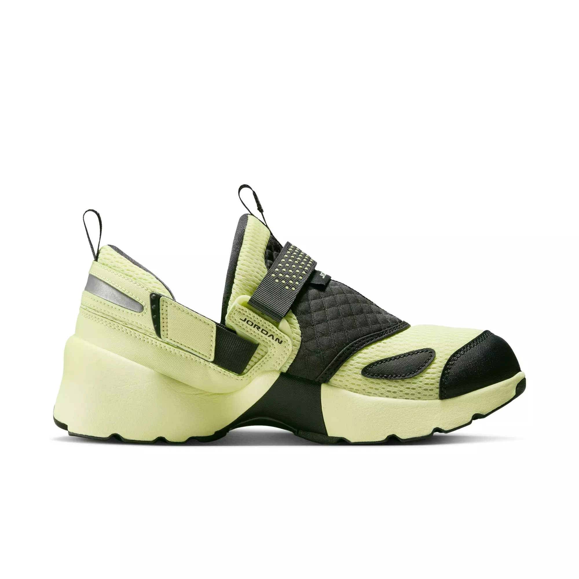 Jordan Trunner LX "Luminous Green" Women's Shoe - LUMINOUS GREEN/ANTHRACITE