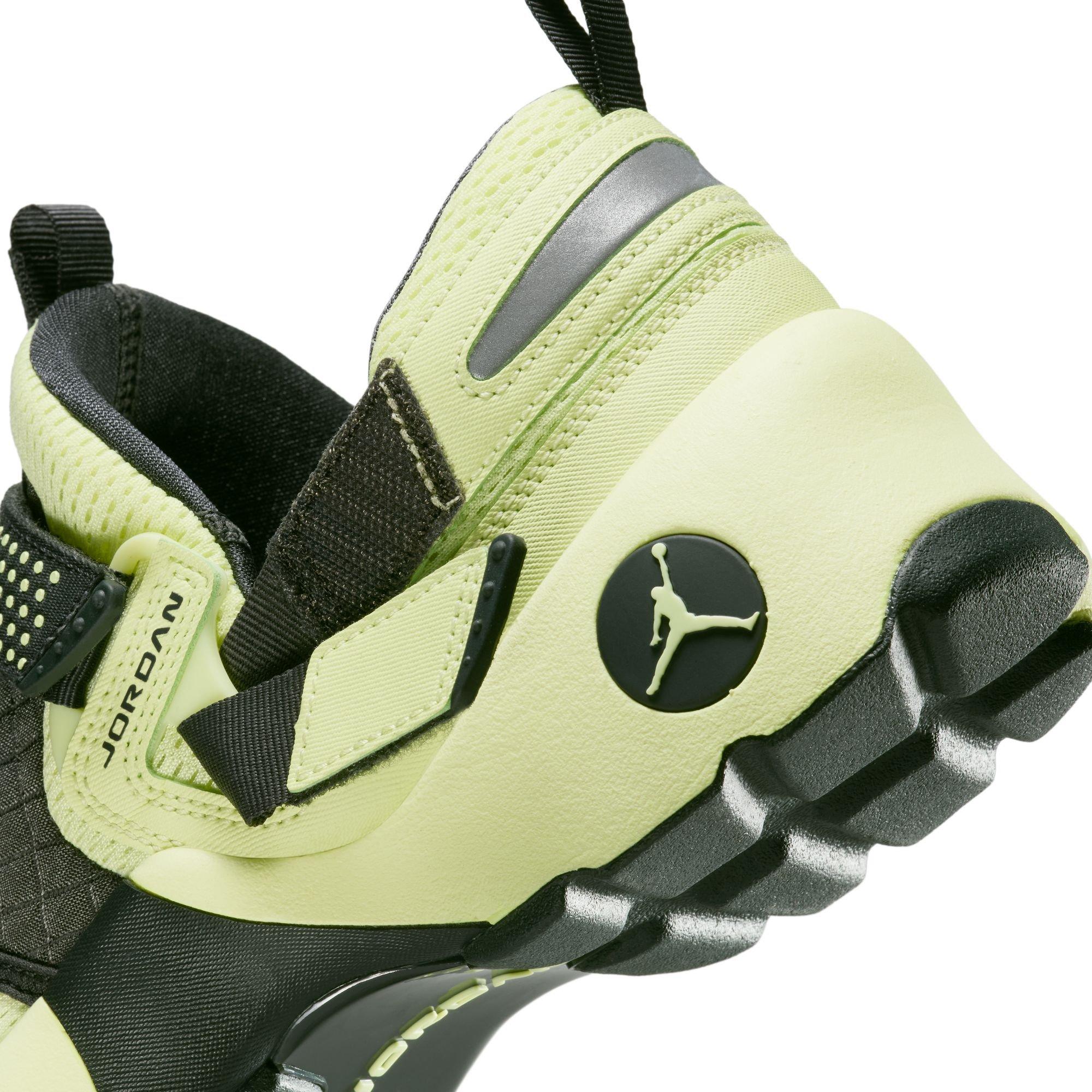 Jordan Trunner LX "Luminous Green" Women's Shoe - LUMINOUS GREEN/ANTHRACITE Thumbnail View 5