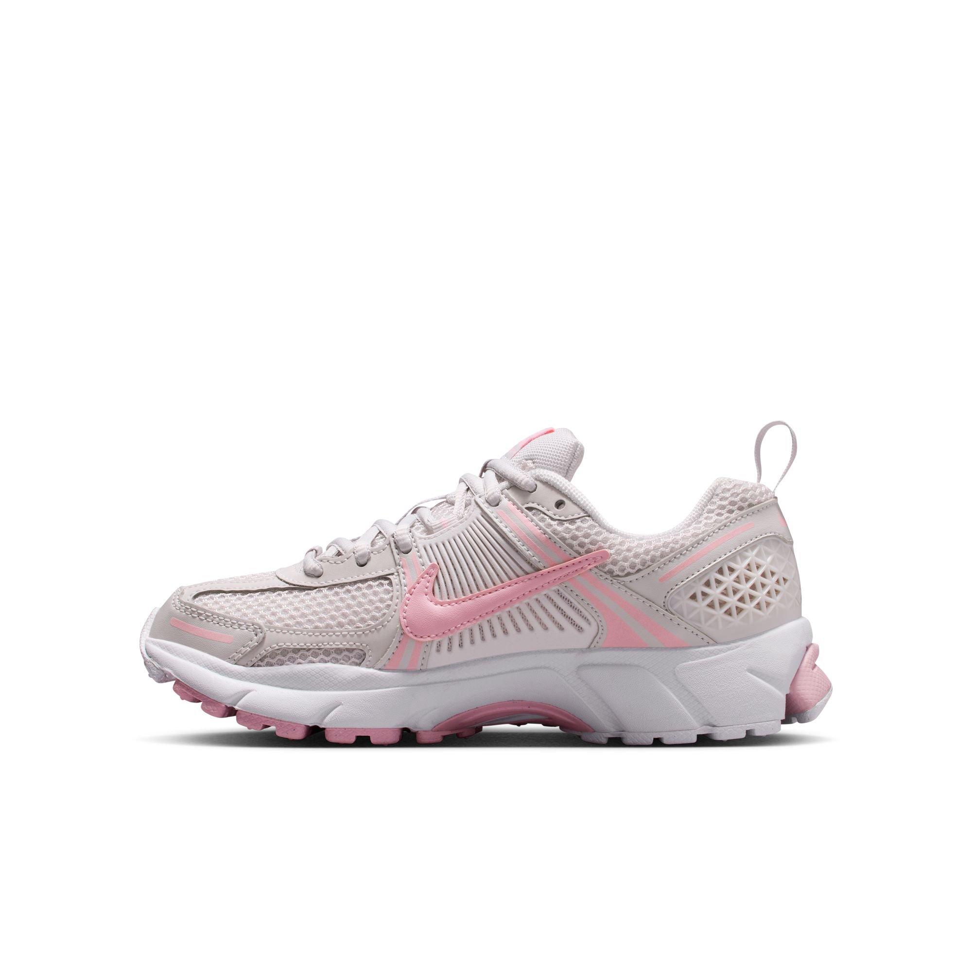 Nike Vomero 5 Grade School Girls' "Vast Grey/Med Soft Pink/White" Shoe