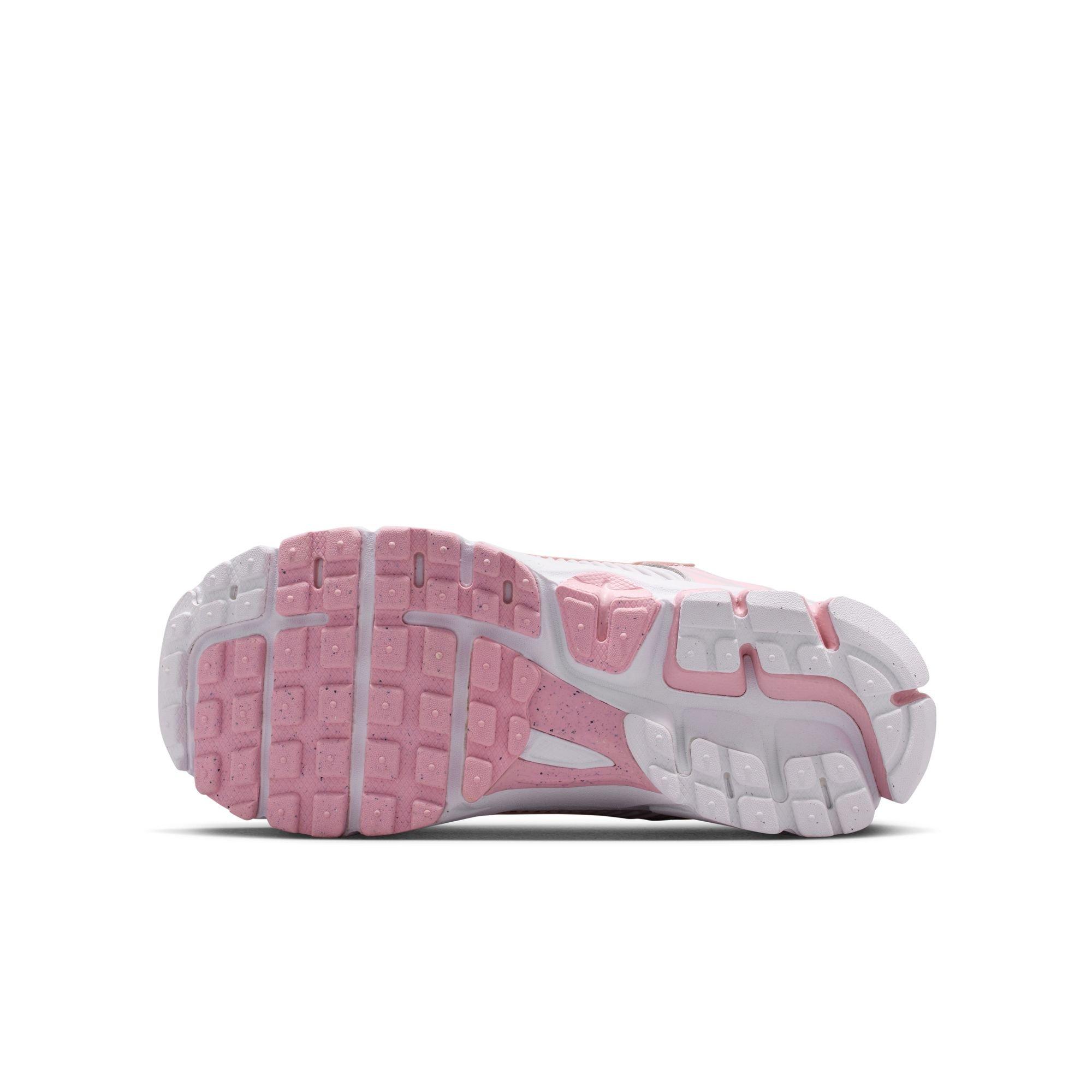 Nike Vomero 5 Grade School Girls' "Vast Grey/Med Soft Pink/White" Shoe