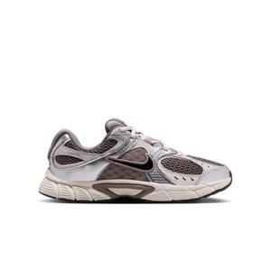Nike V5 RNR "Cave Stone/Black/College Grey/Vast Grey" Grade School Girls' Shoe