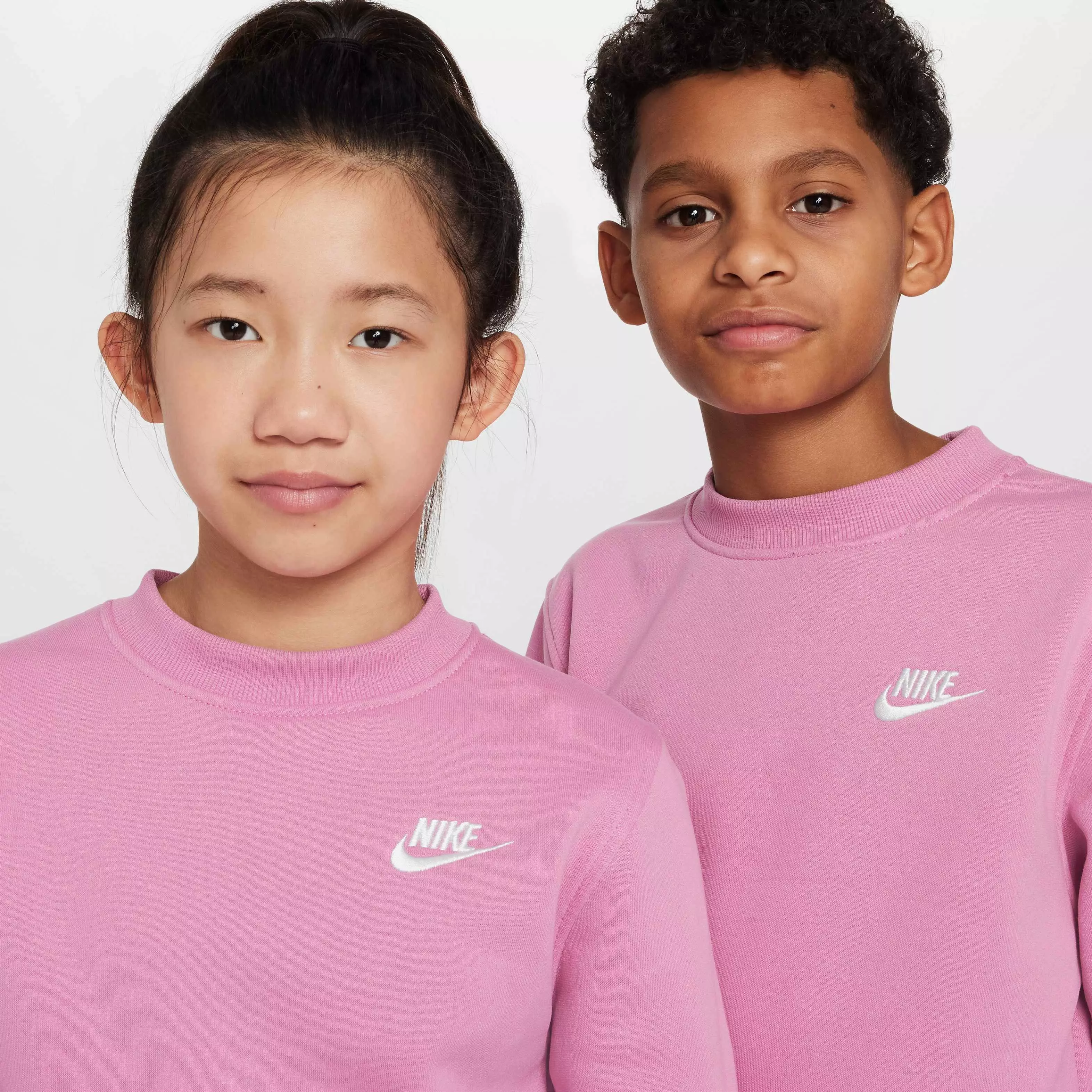 Nike Big Kids' Sportswear Club Fleece Crew LS LBR Sweatshirt - PINK