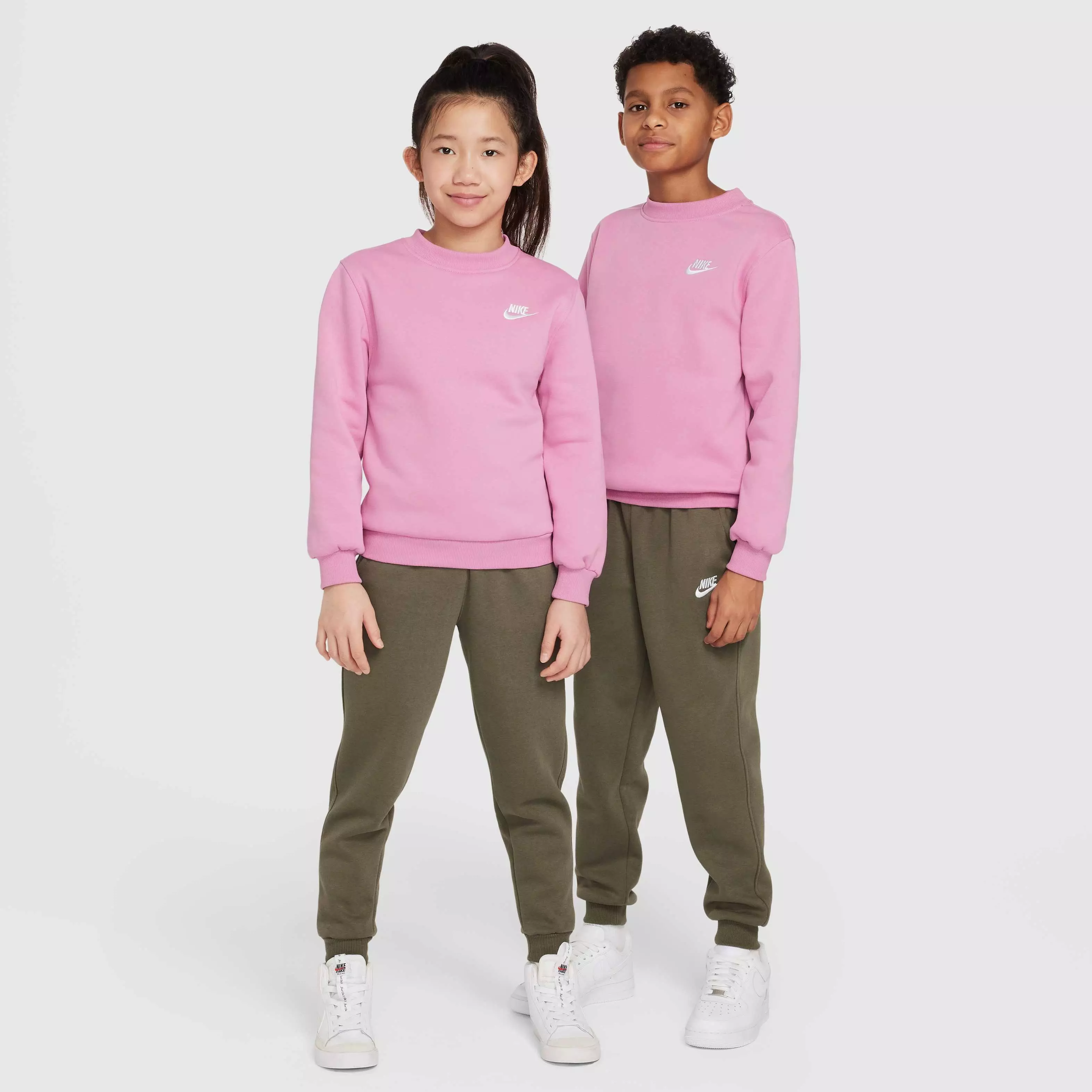 Nike Big Kids' Sportswear Club Fleece Crew LS LBR Sweatshirt - PINK