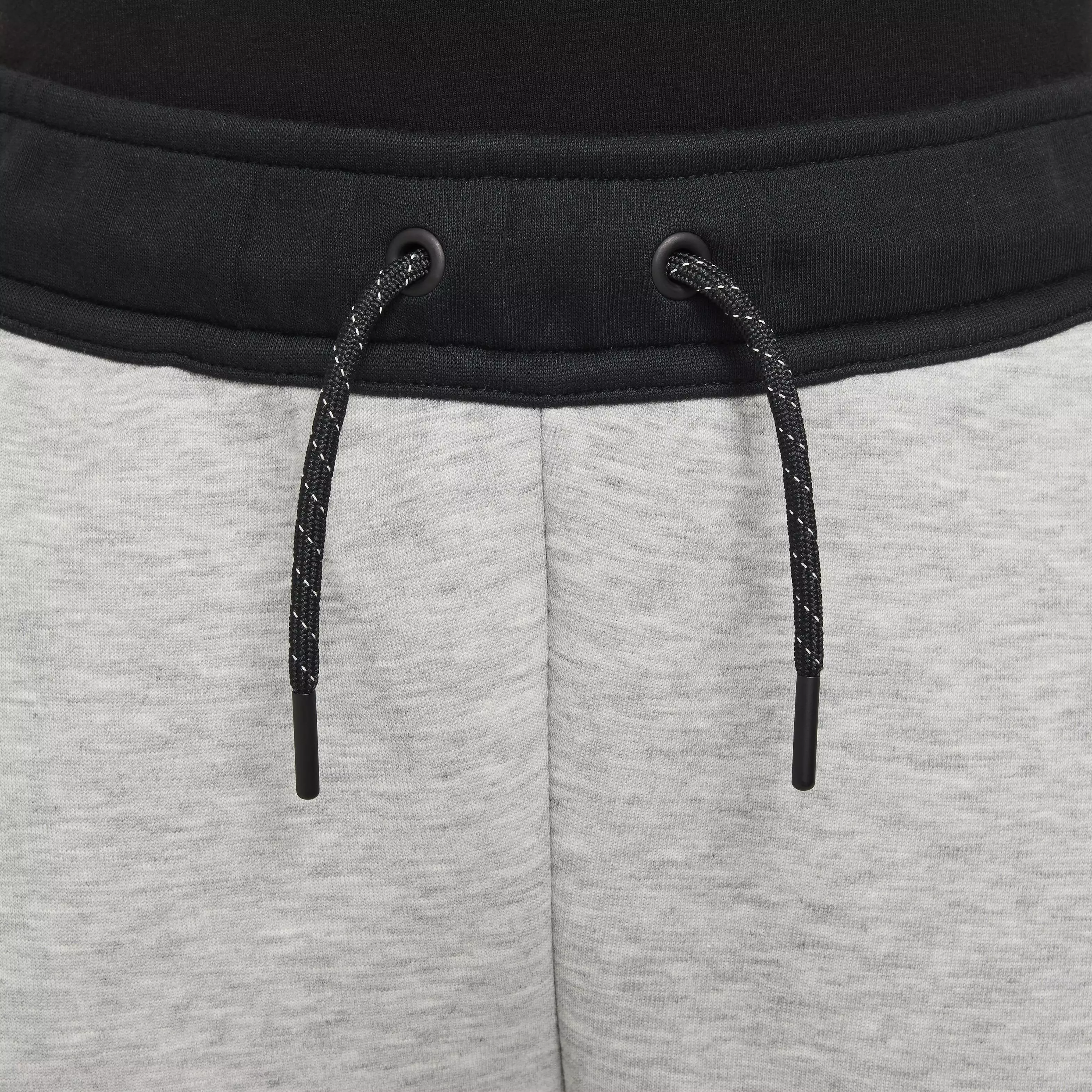 Nike Big Boys' Sportswear Tech Fleece Joggers - BLACK