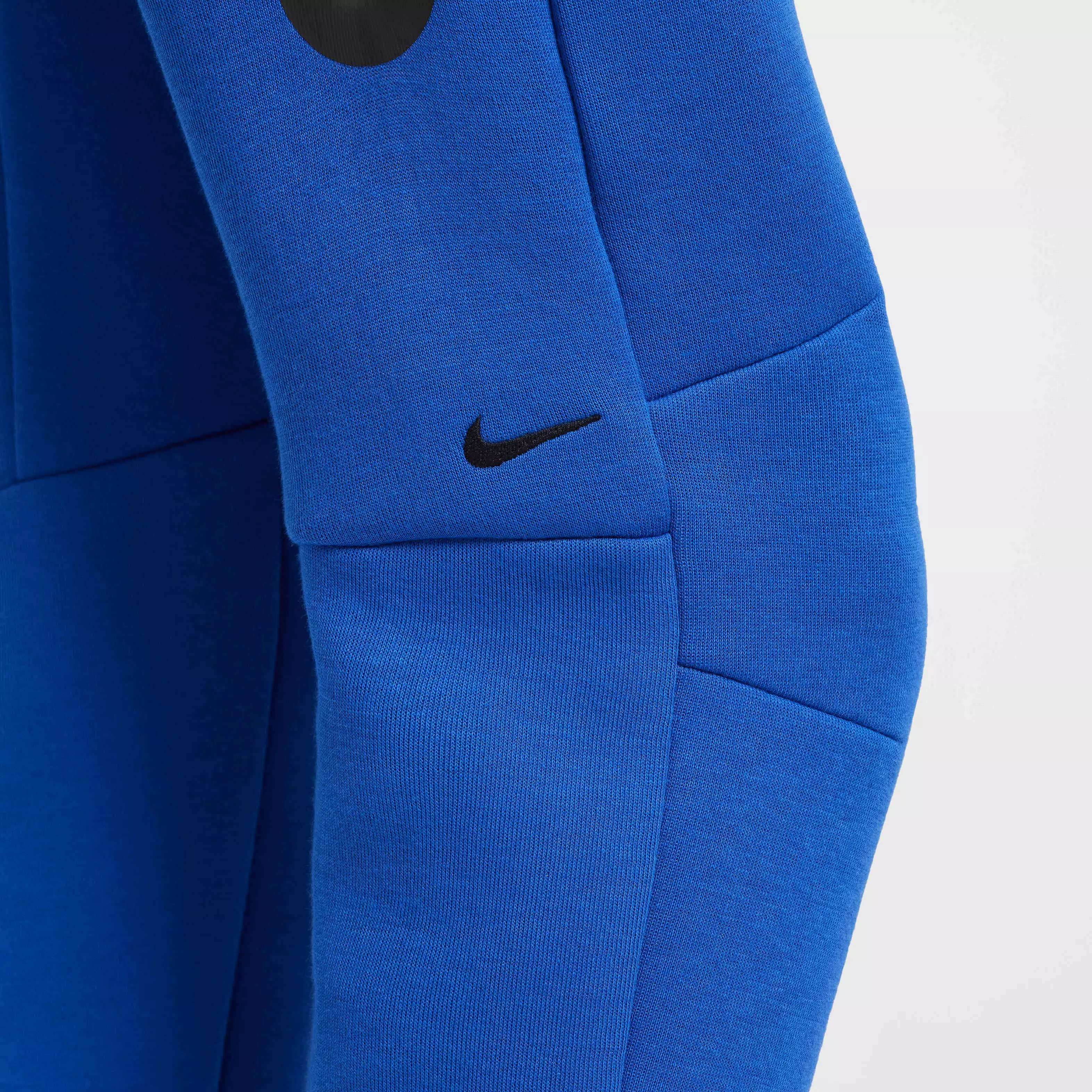 Nike Big Boys' Sportswear Tech Fleece Joggers - BLUE