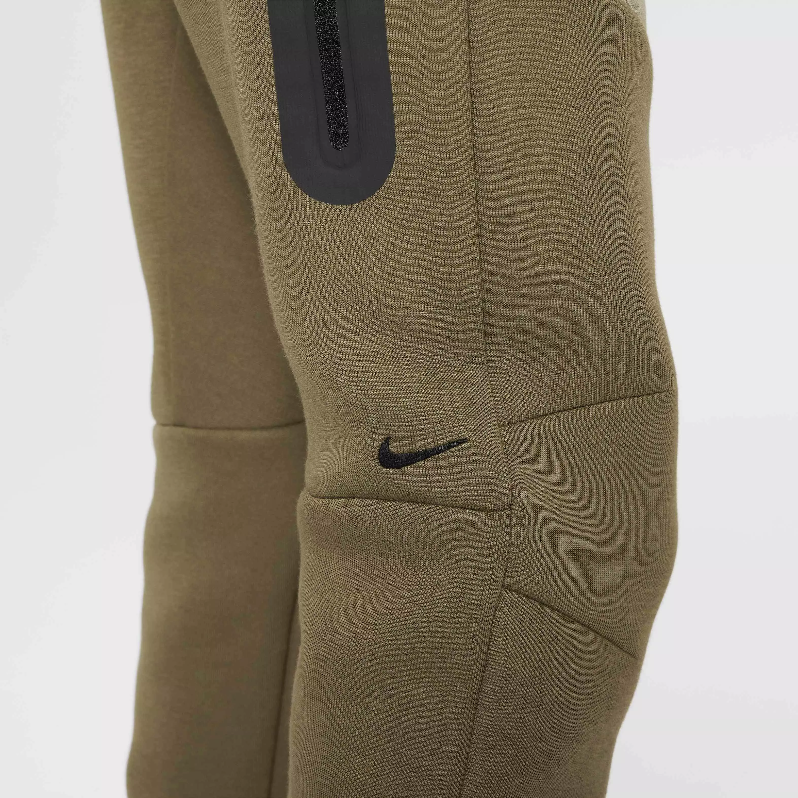 Nike Big Boys' Sportswear Tech Fleece Joggers - OLIVE