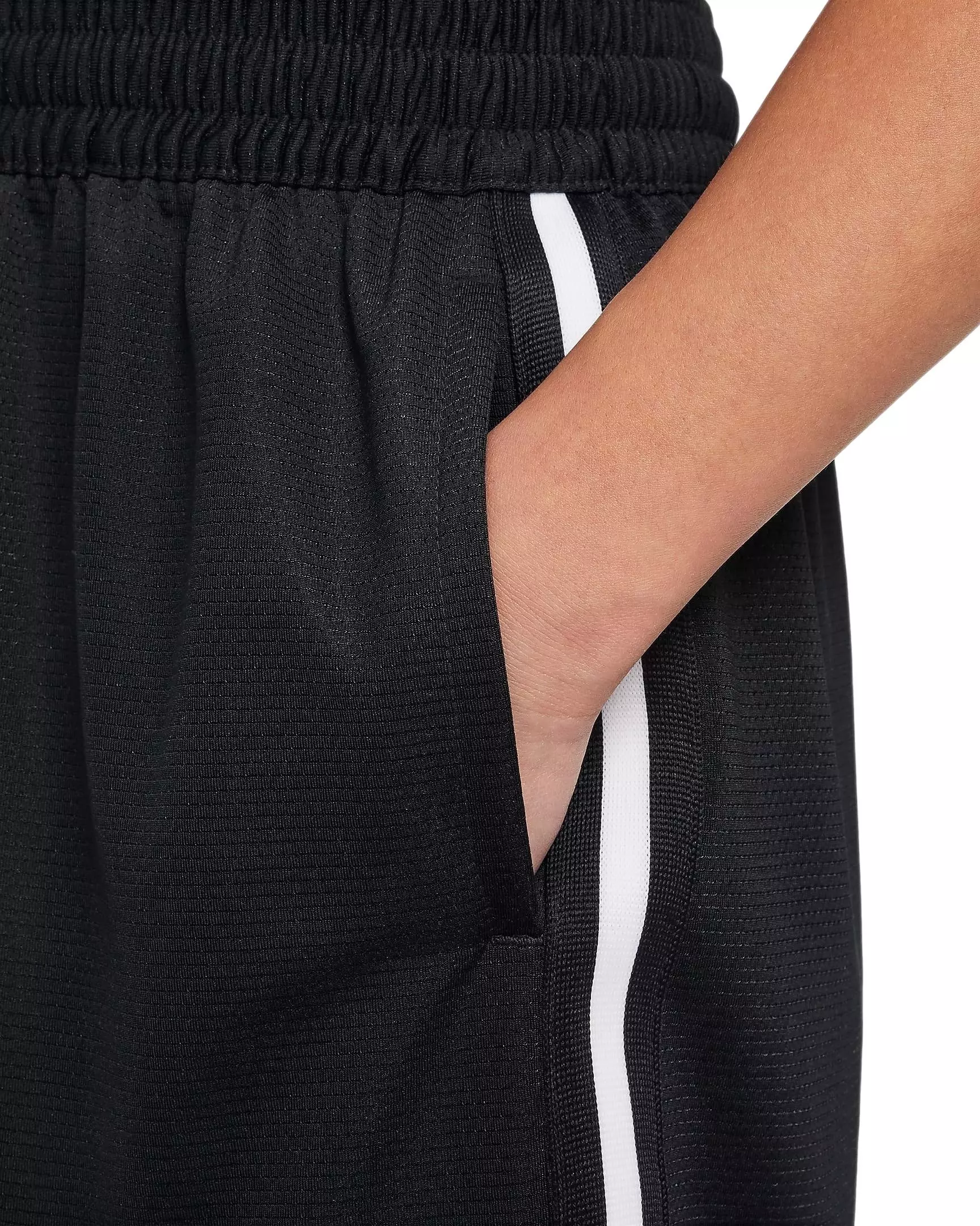 Nike Big Boys' Dri-FIT DNA 24 Basketball Shorts - BLACK/WHITE