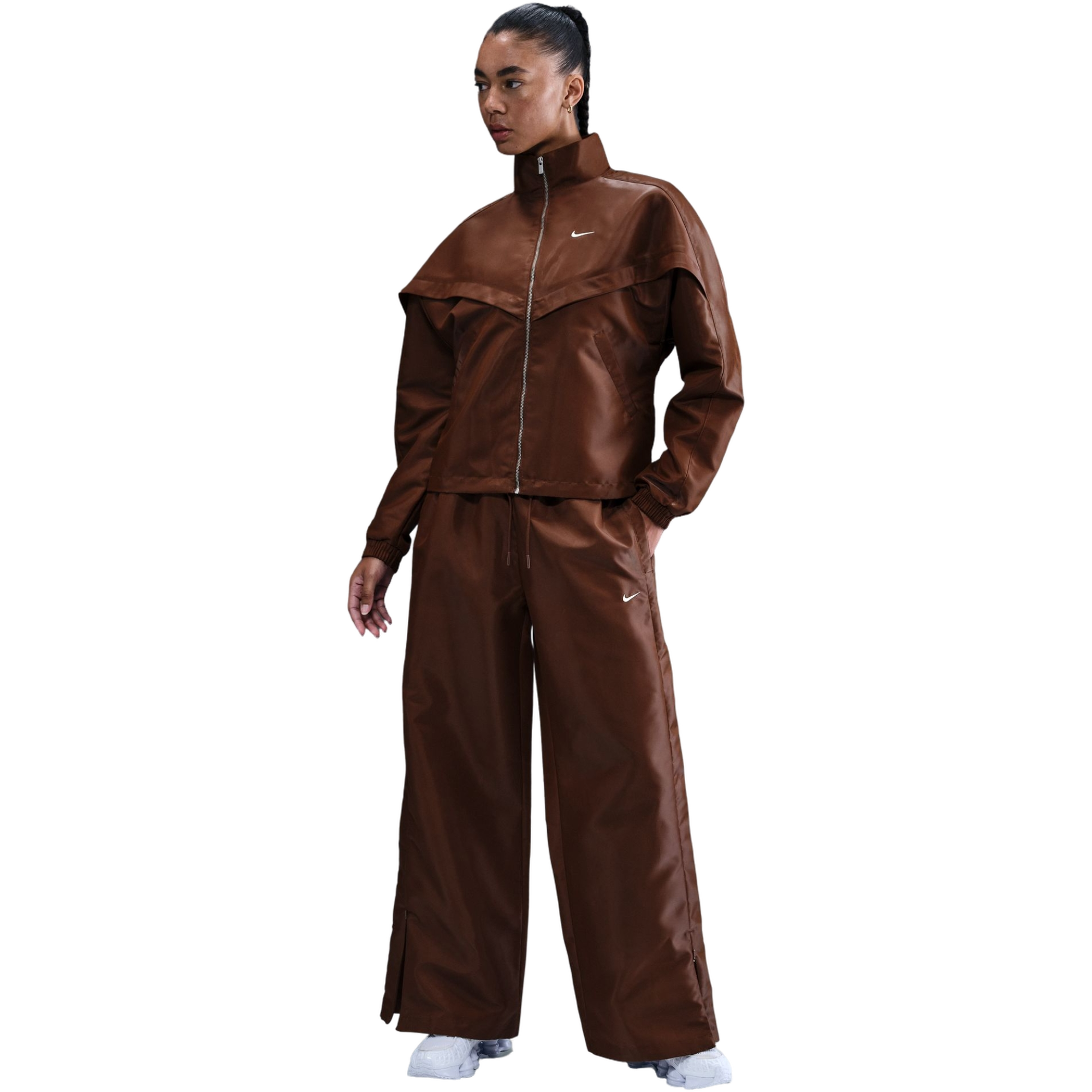 Nike Women's Sportswear Windrunner Jacket - BROWN Thumbnail View 1