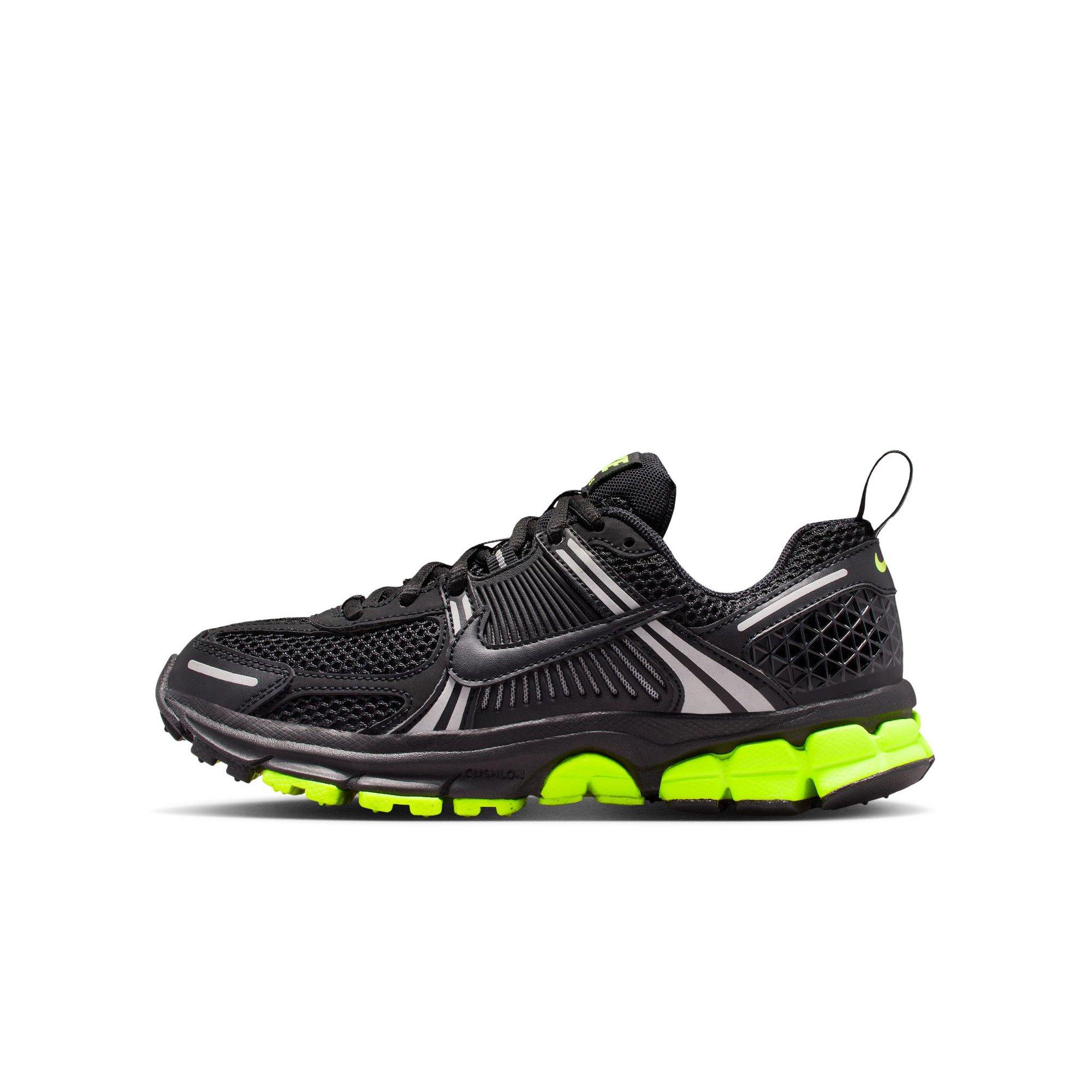 Nike Vomero 5 Grade School Boys' "Black/Volt" Shoe