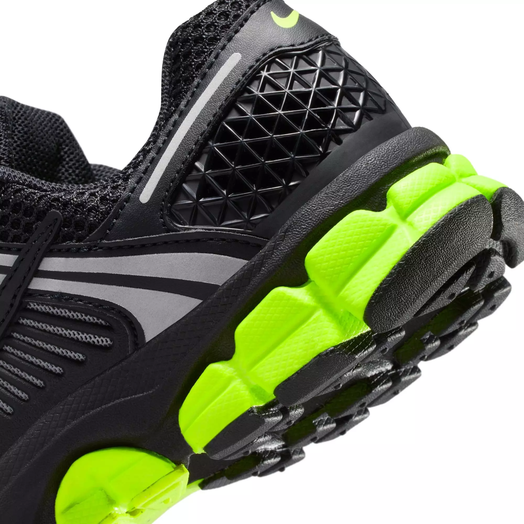Nike Vomero 5 "Black/Volt" Grade School Boys' Shoe - BLACK/VOLT