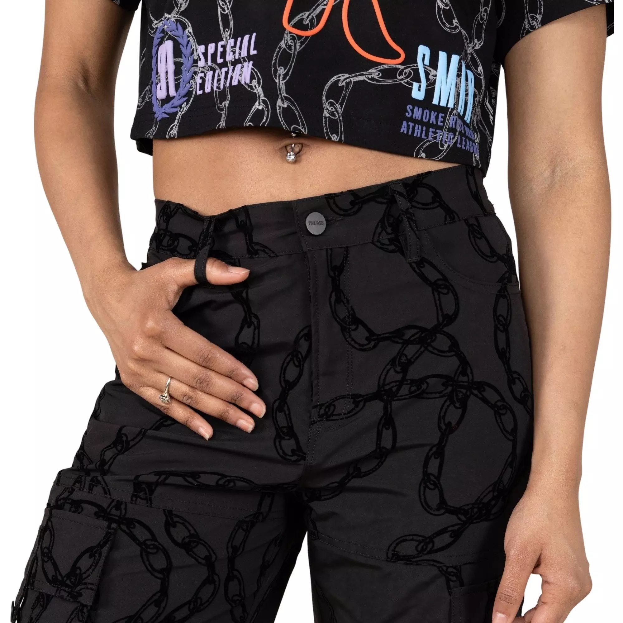 Smoke Rise Women's Woven Wide Leg Printed Chain Pants - BLACK