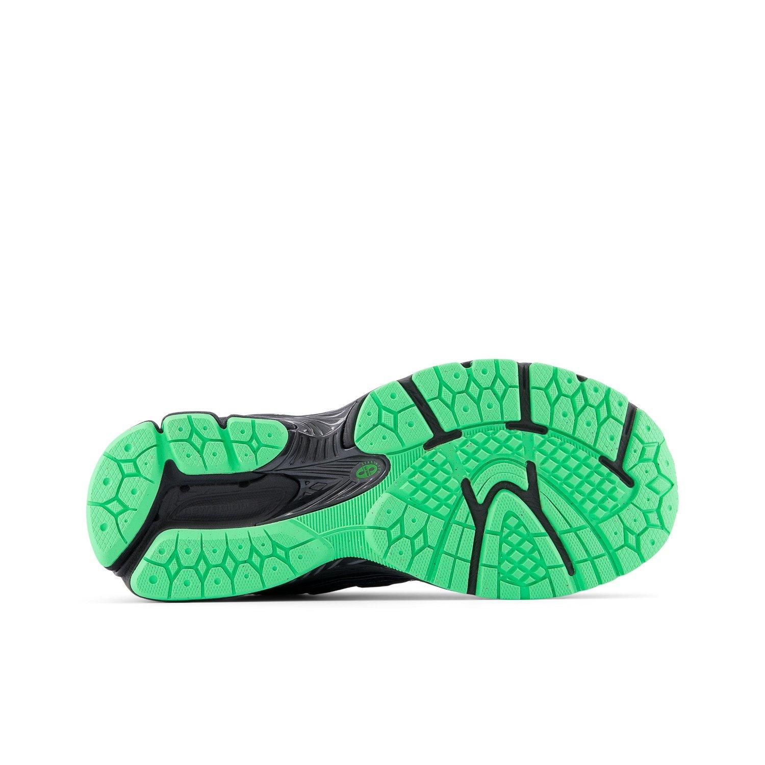 New Balance 1906 Grade School Boys' "Black/Green" Shoe