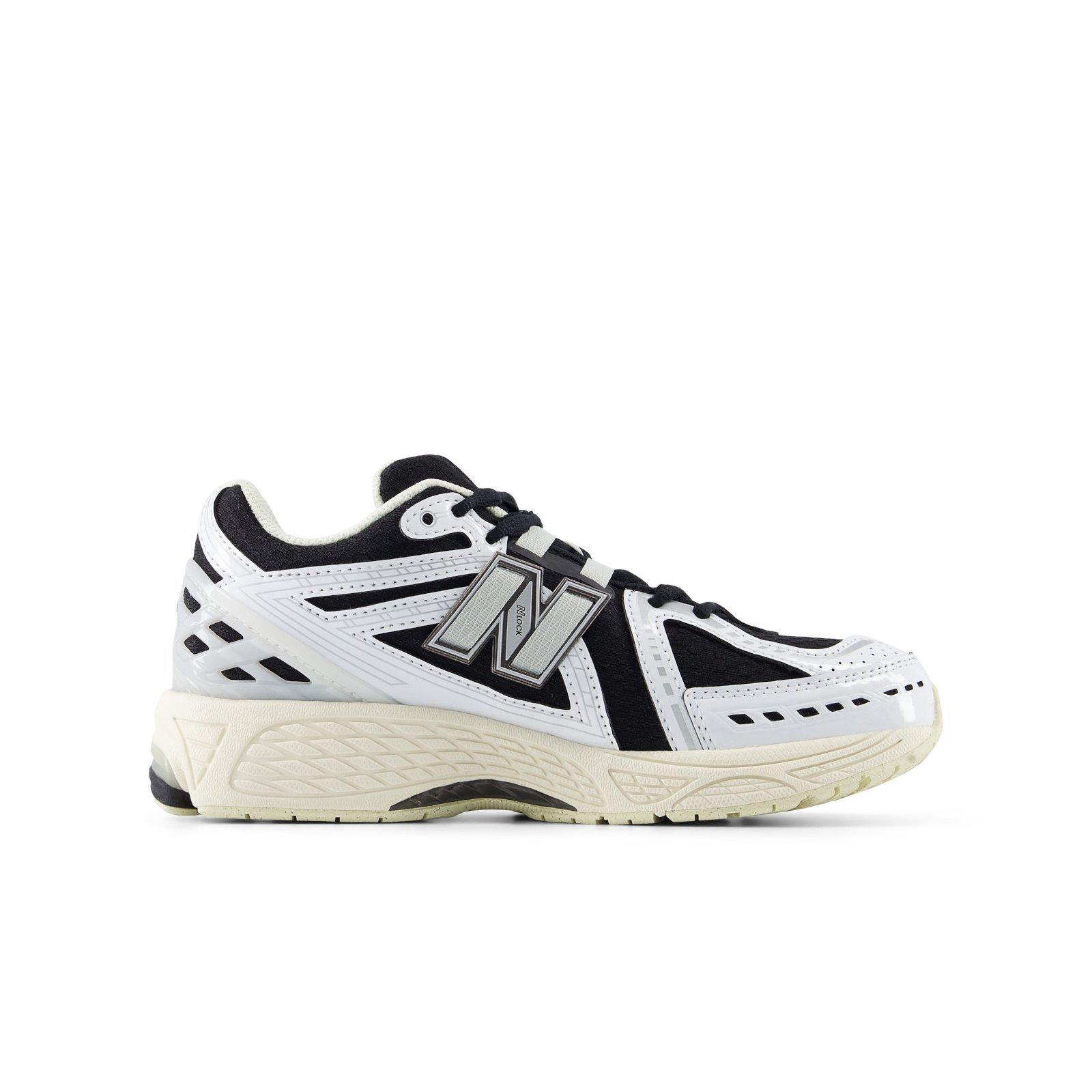 New Balance 1906 Grade School Boys'"Black/White" Shoe